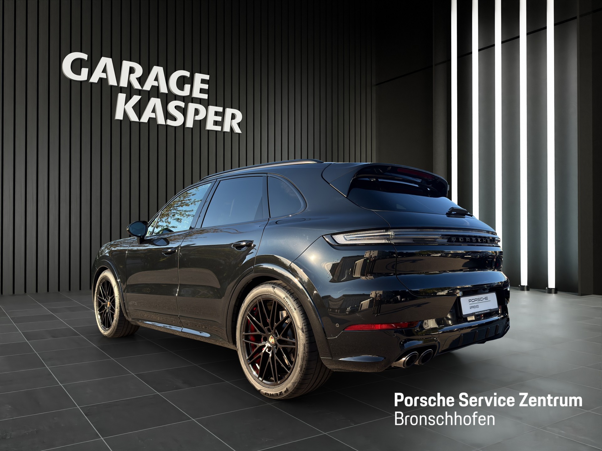 PORSCHE Cayenne GTS-image-2
