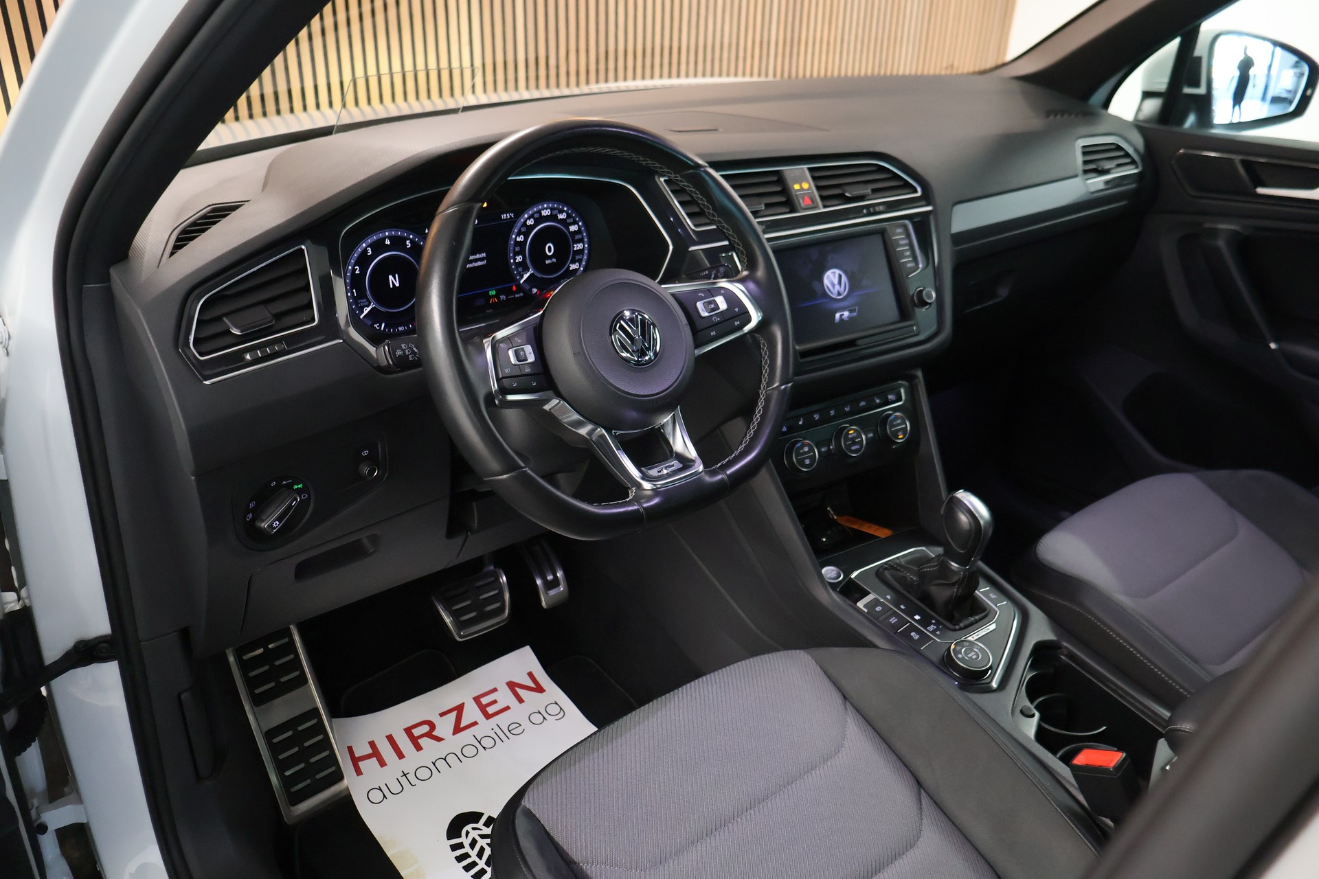 VW Tiguan 2.0TSI Highline 4Motion DSG-image-9