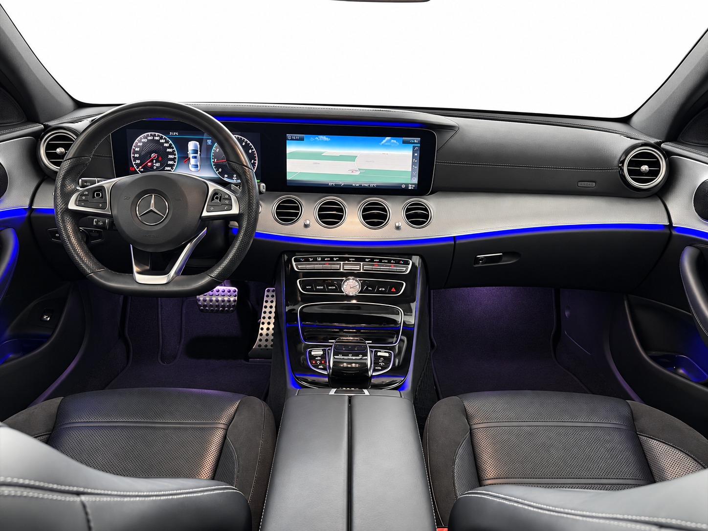 MERCEDES-BENZ E 43 AMG 4 Matic 9G-Tronic-image-11