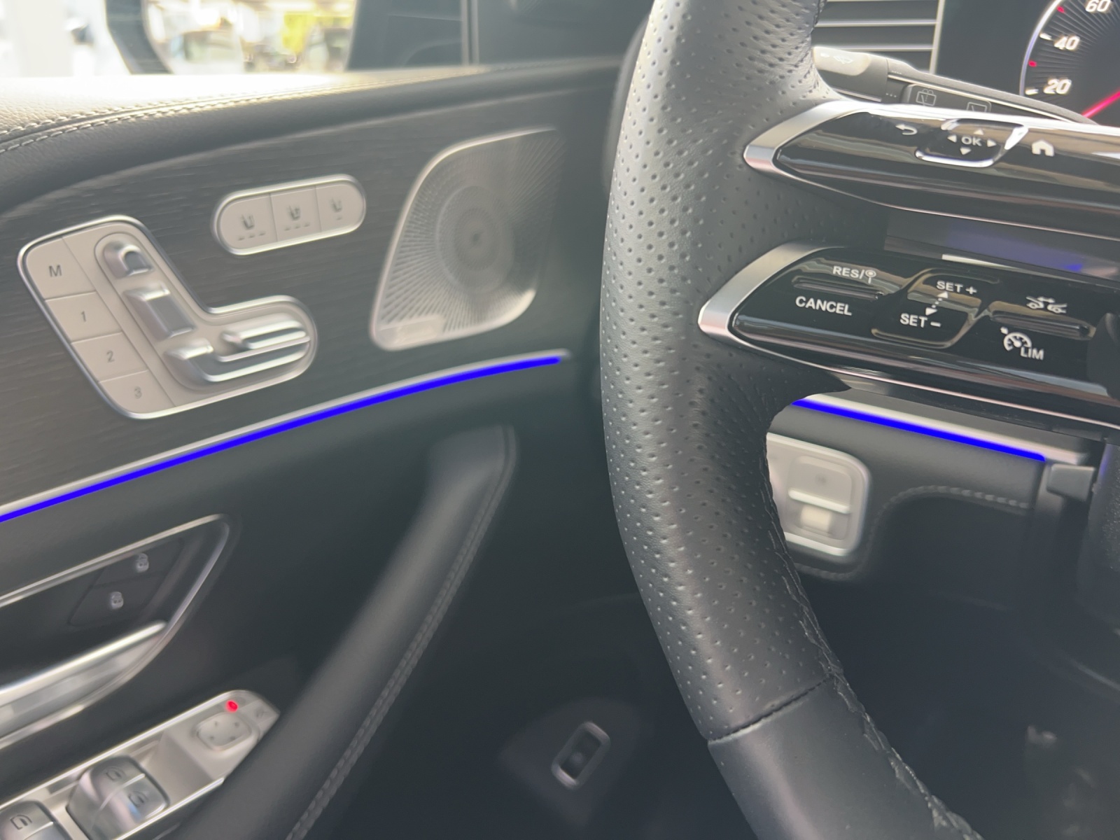 MERCEDES-BENZ GLE 450 d 4Matic 9G-Tronic-image-12