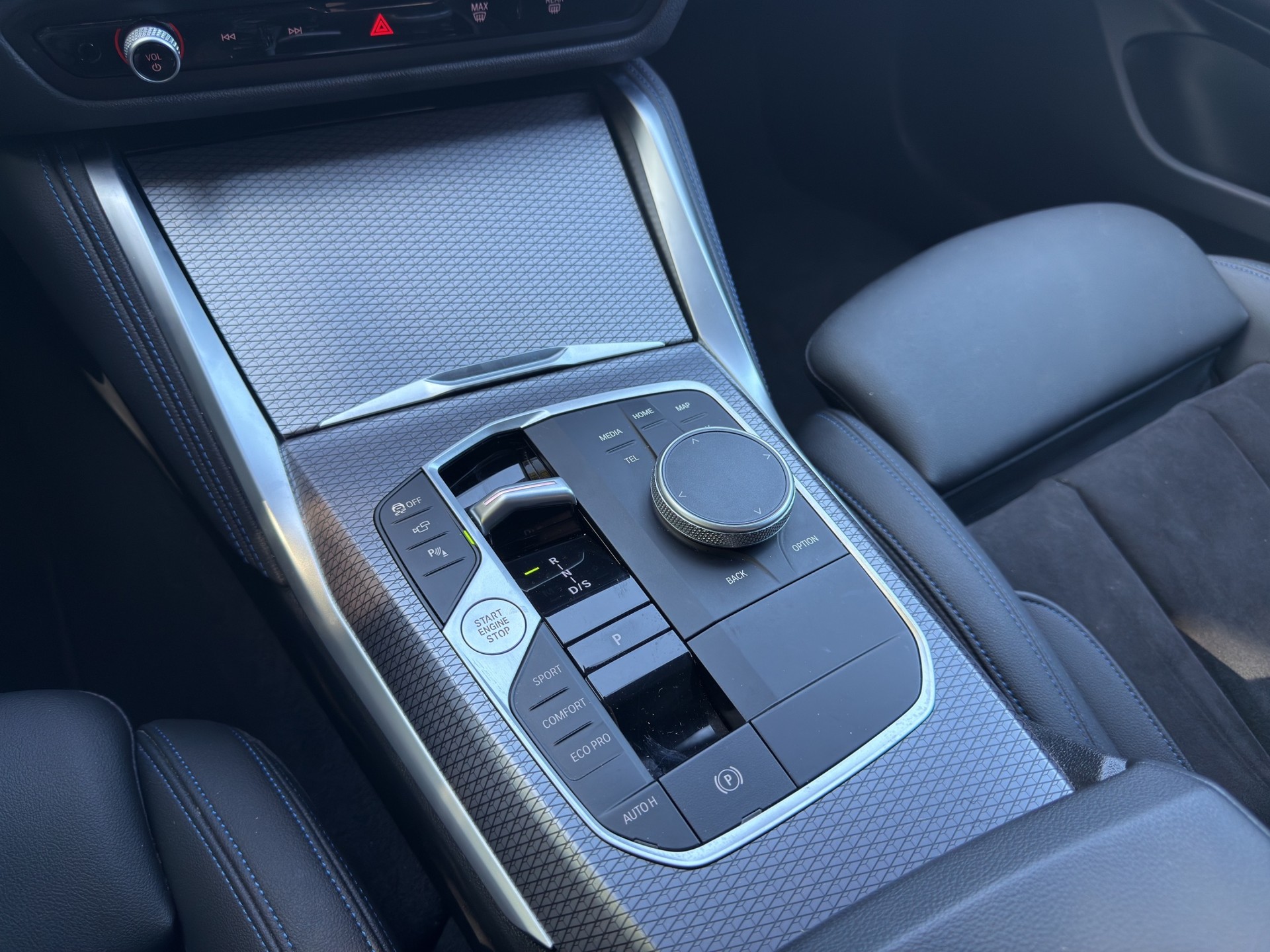 BMW 420d xDrive 48V Gran Coupé M Sport PRO Steptronic-image-11