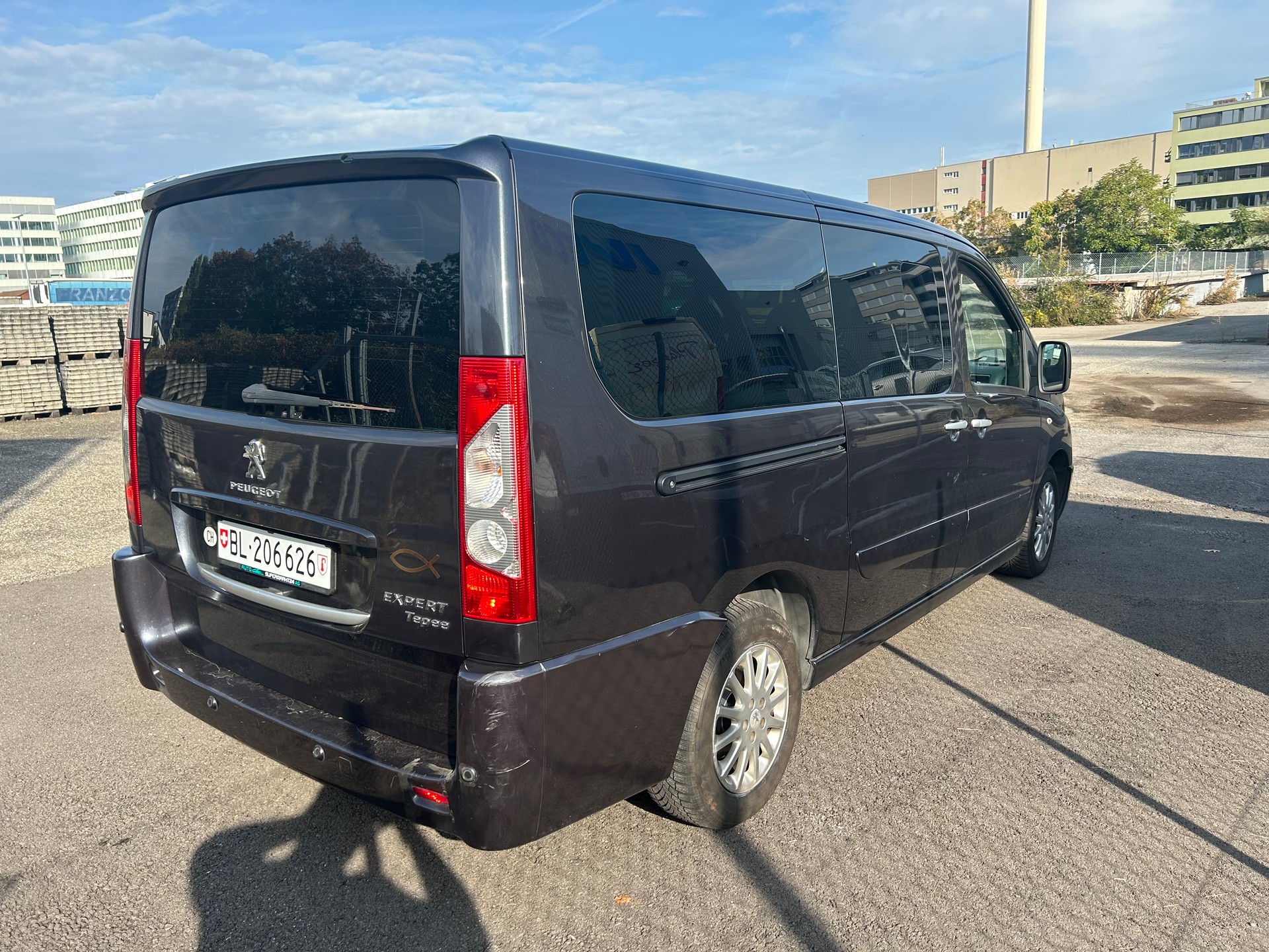 PEUGEOT Expert Tepee 2.0 HDi A Shuttle L2-image-7