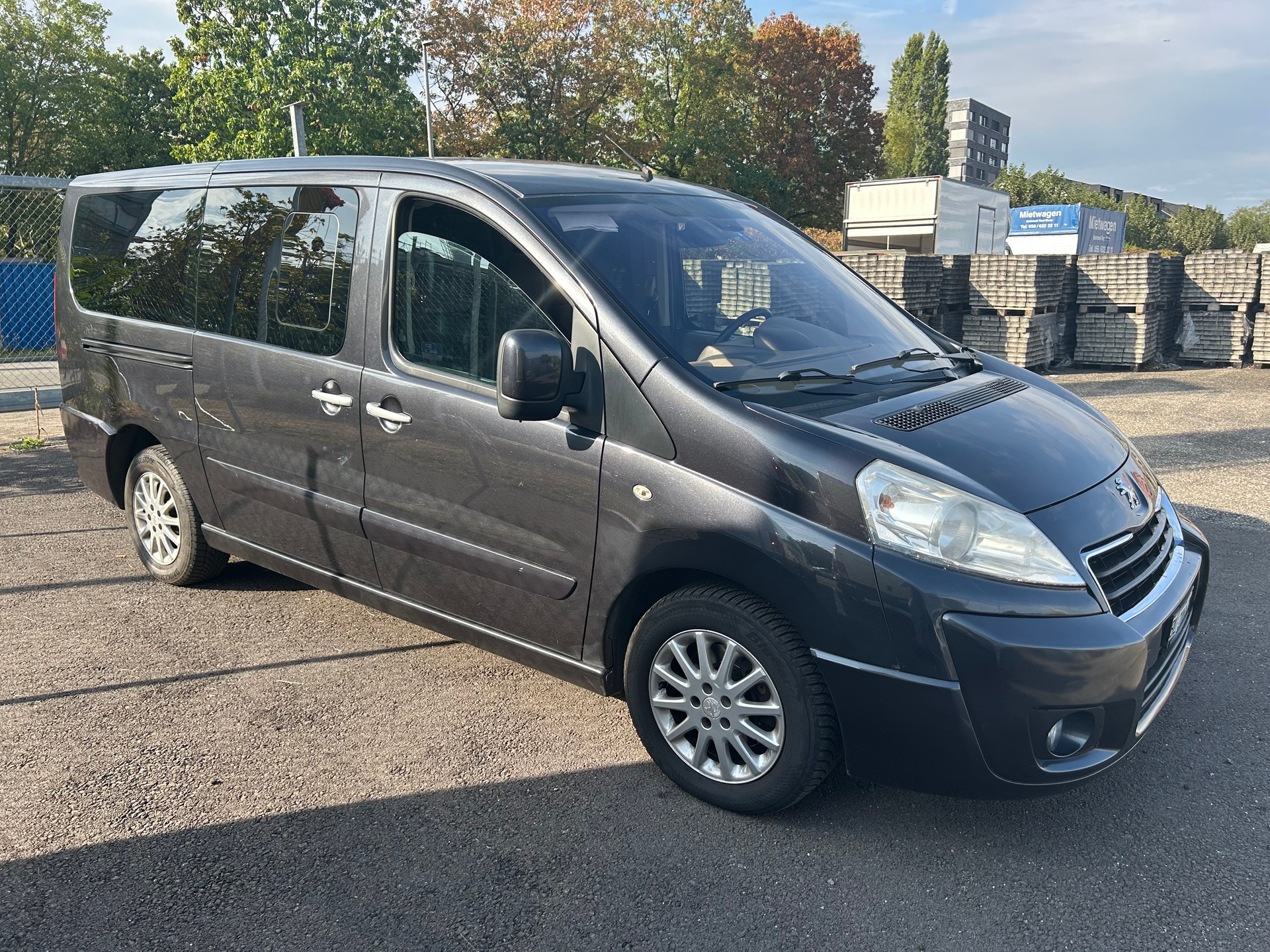 PEUGEOT Expert Tepee 2.0 HDi A Shuttle L2-image-8