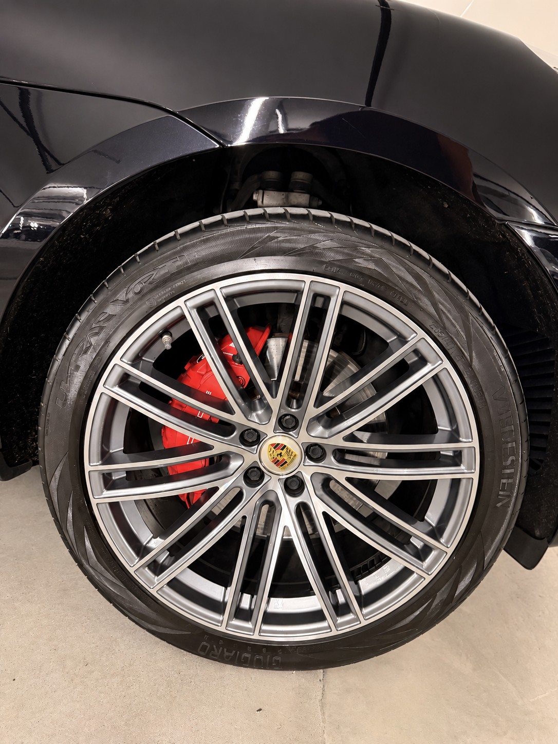 PORSCHE 3.6 V6 Turbo-image-4