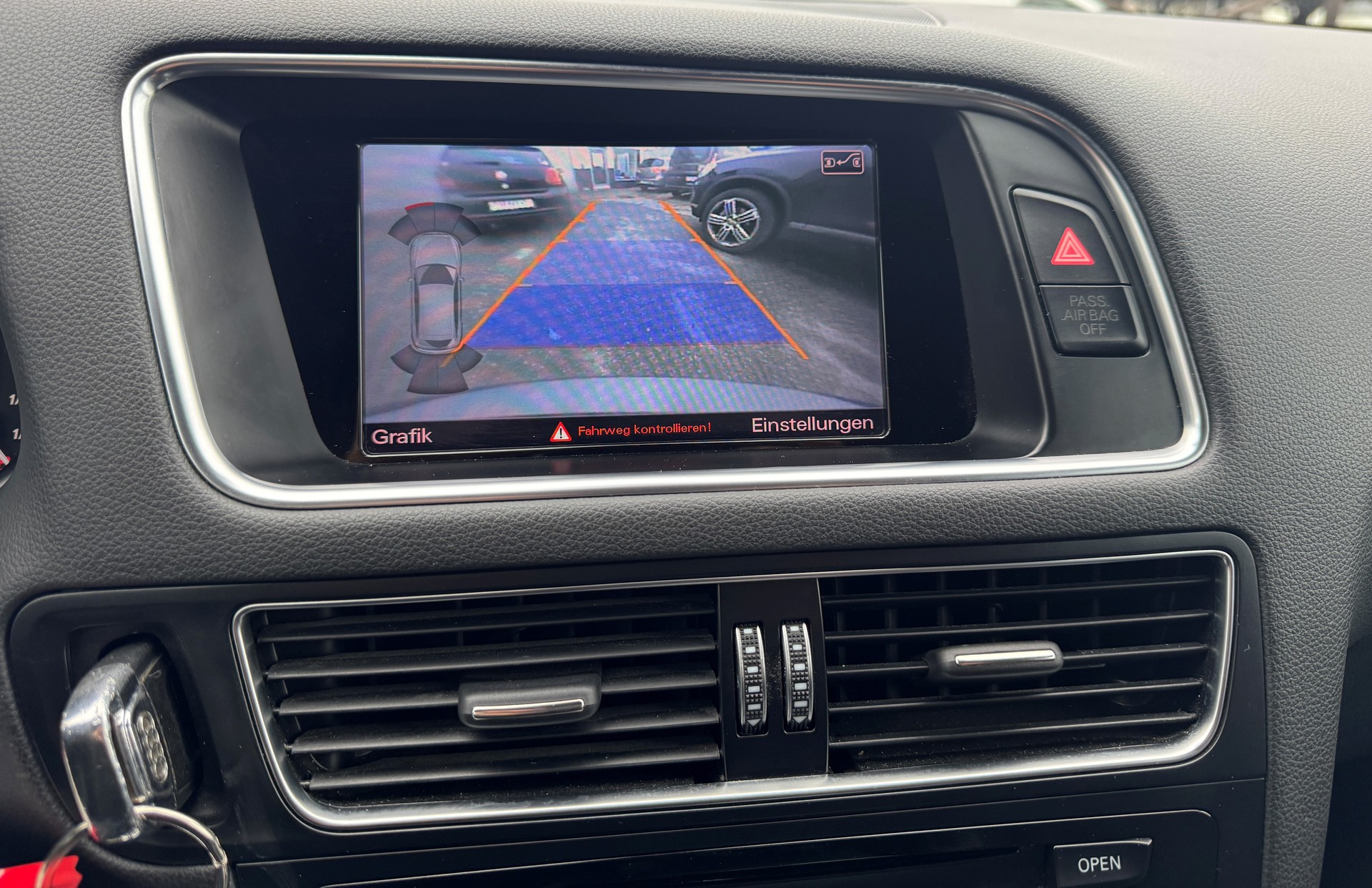 AUDI SQ5 3.0 TDI quattro tiptronic-image-5