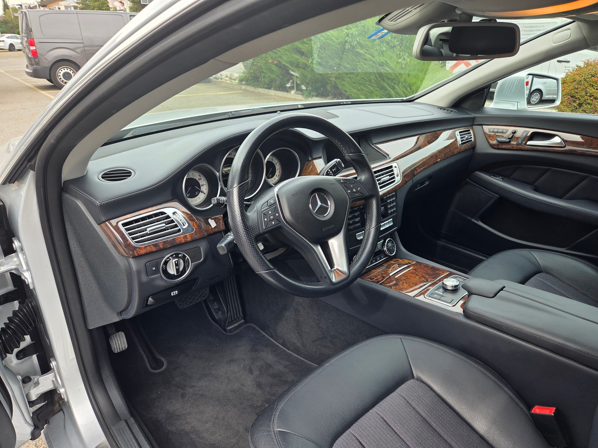 MERCEDES-BENZ CLS 350 7G-Tronic-image-9