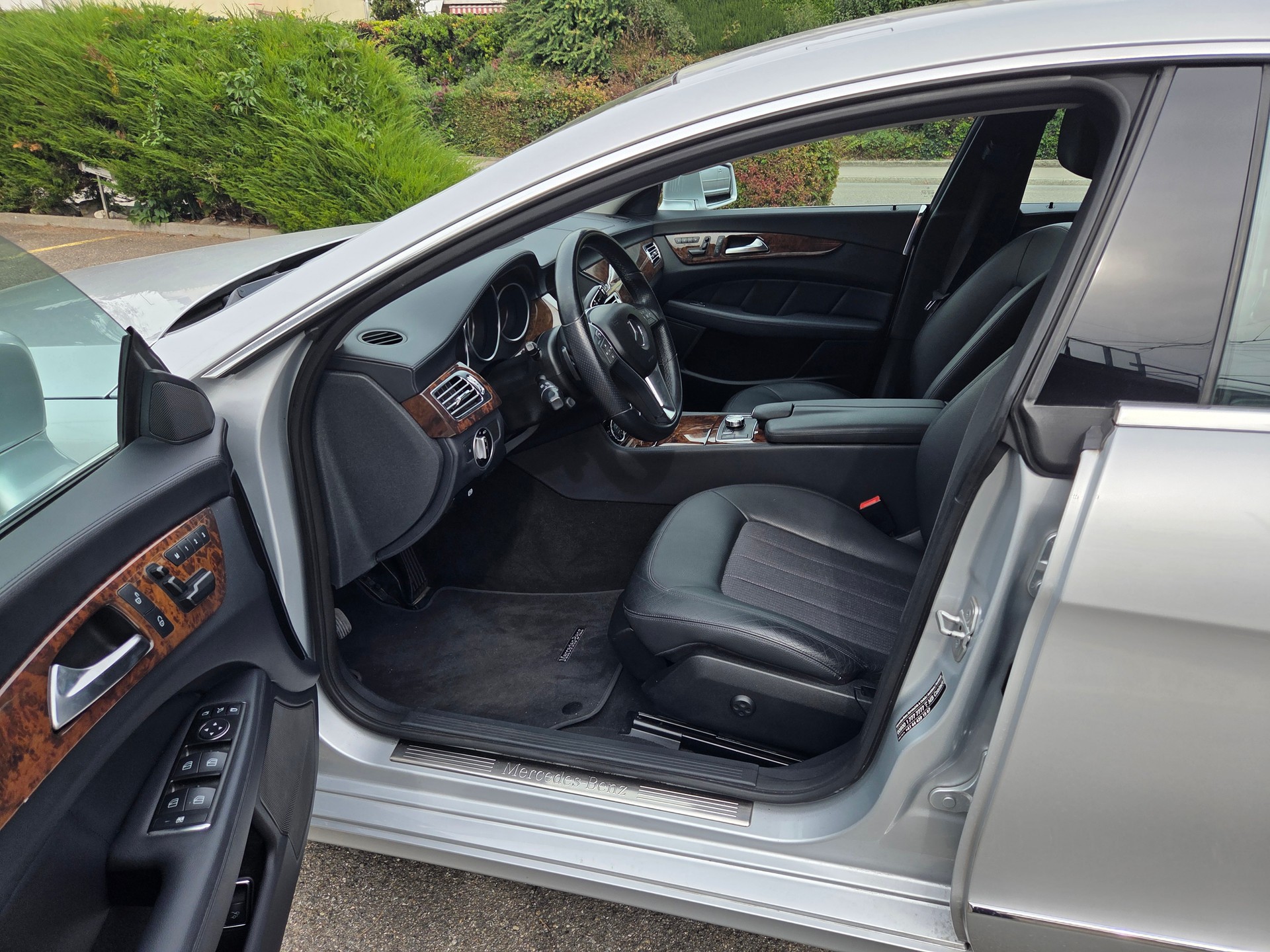 MERCEDES-BENZ CLS 350 7G-Tronic-image-8
