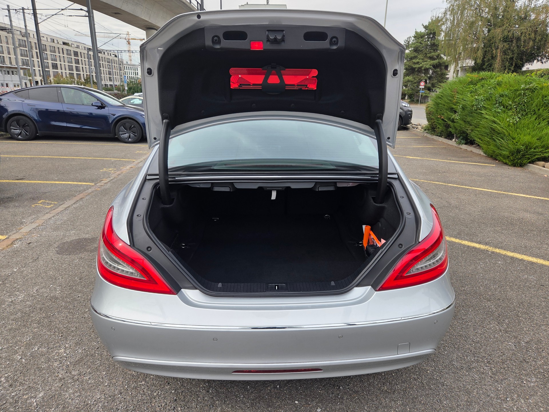 MERCEDES-BENZ CLS 350 7G-Tronic-image-12