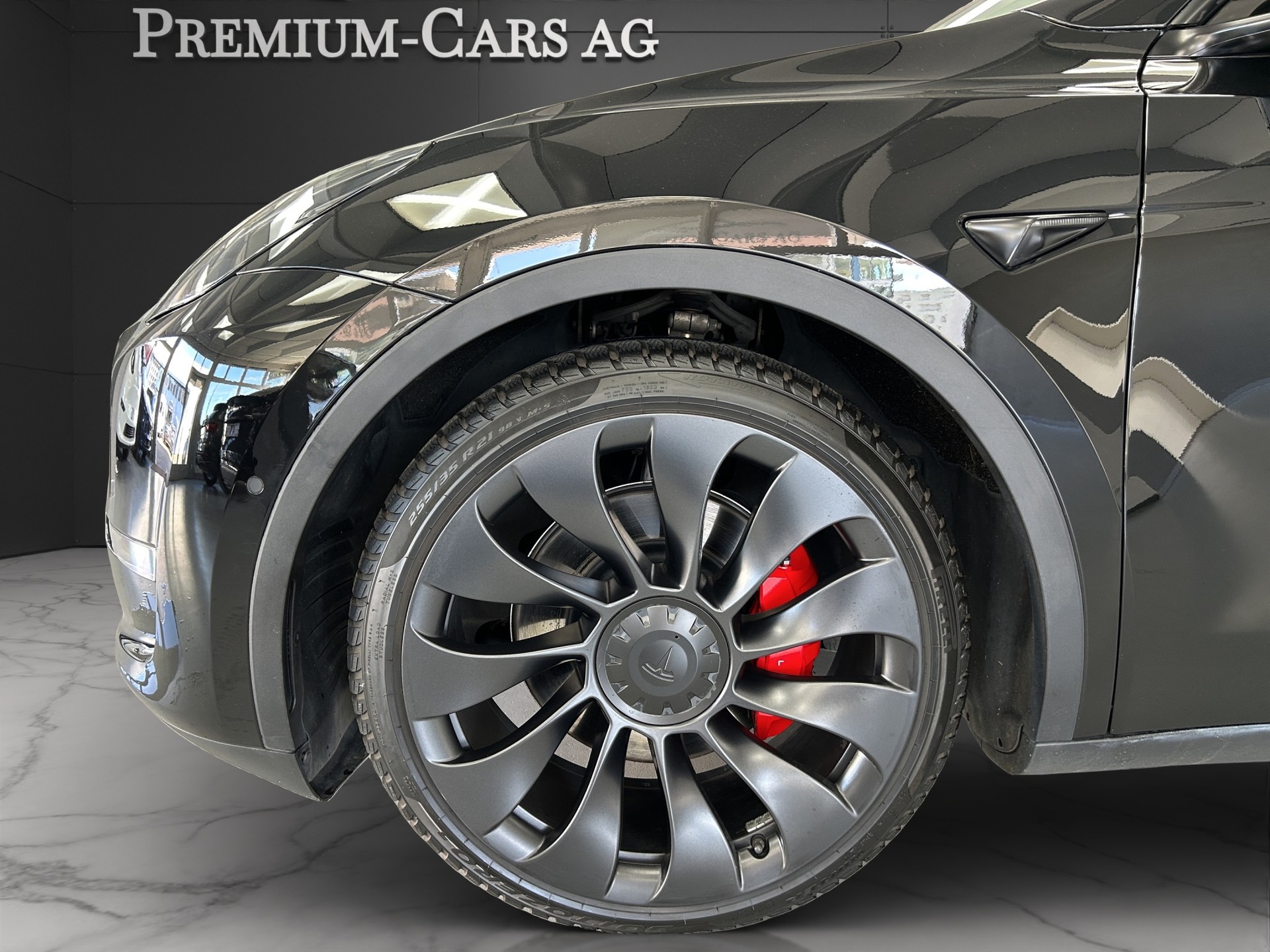 TESLA Model Y Performance / Anhängervorrichtung-image-12