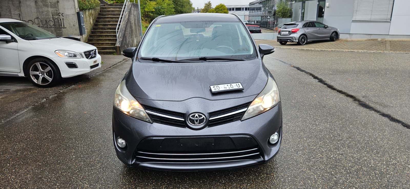 Car photo
