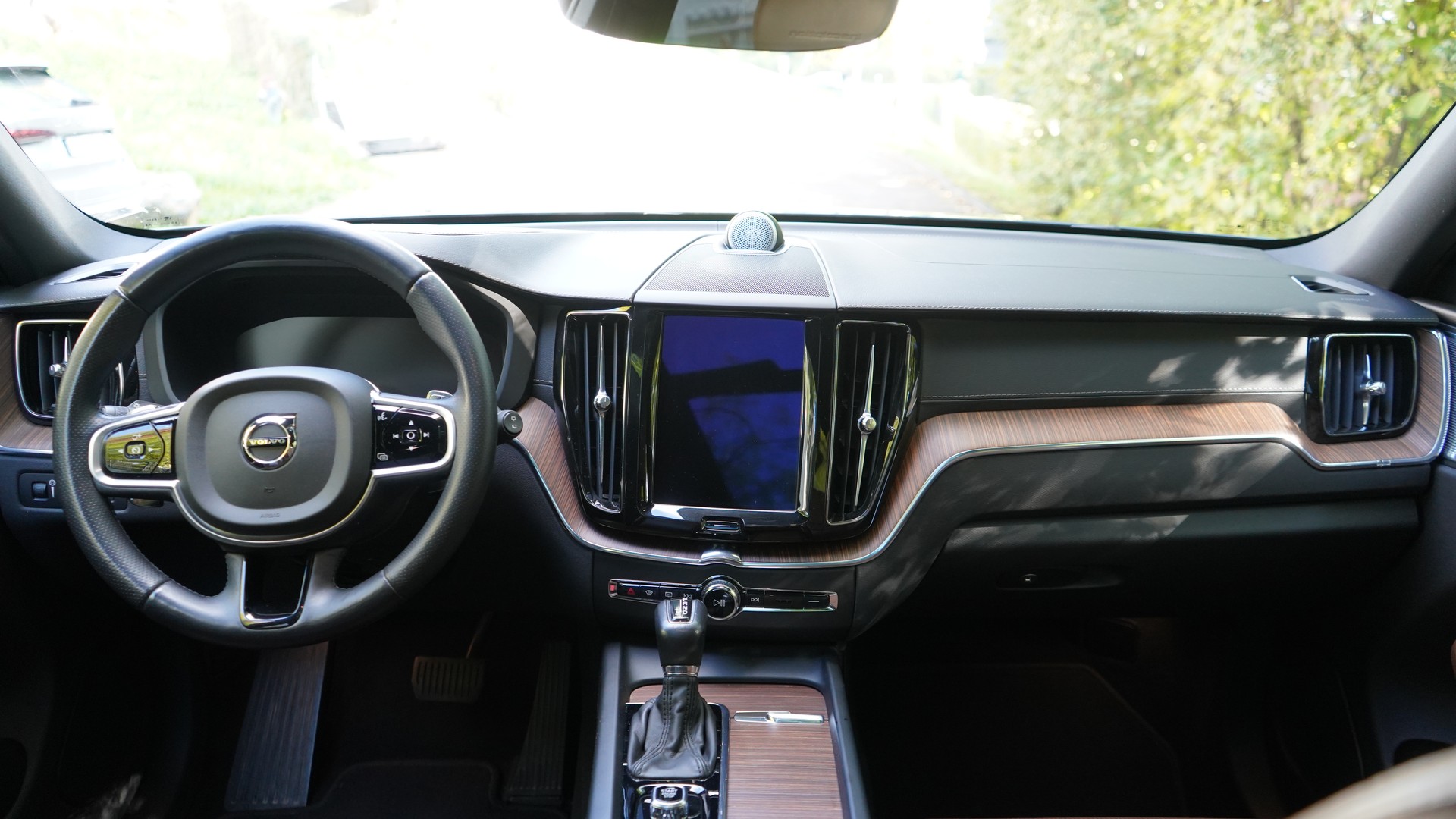 VOLVO XC60 D5 AWD Inscription Geartronic-image-15