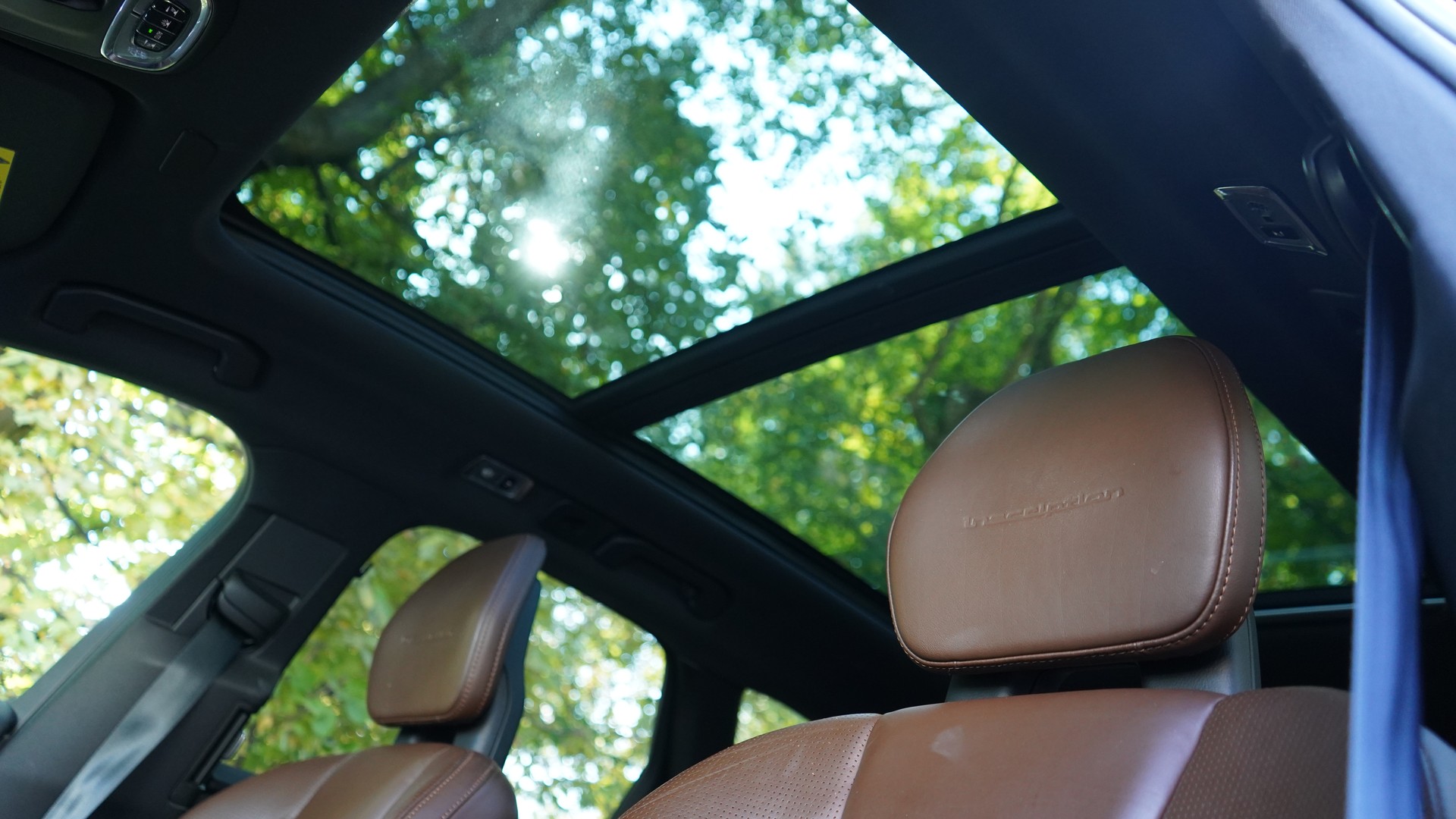 VOLVO XC60 D5 AWD Inscription Geartronic-image-23