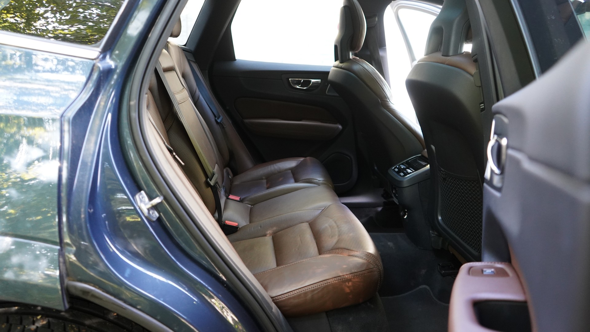 VOLVO XC60 D5 AWD Inscription Geartronic-image-18