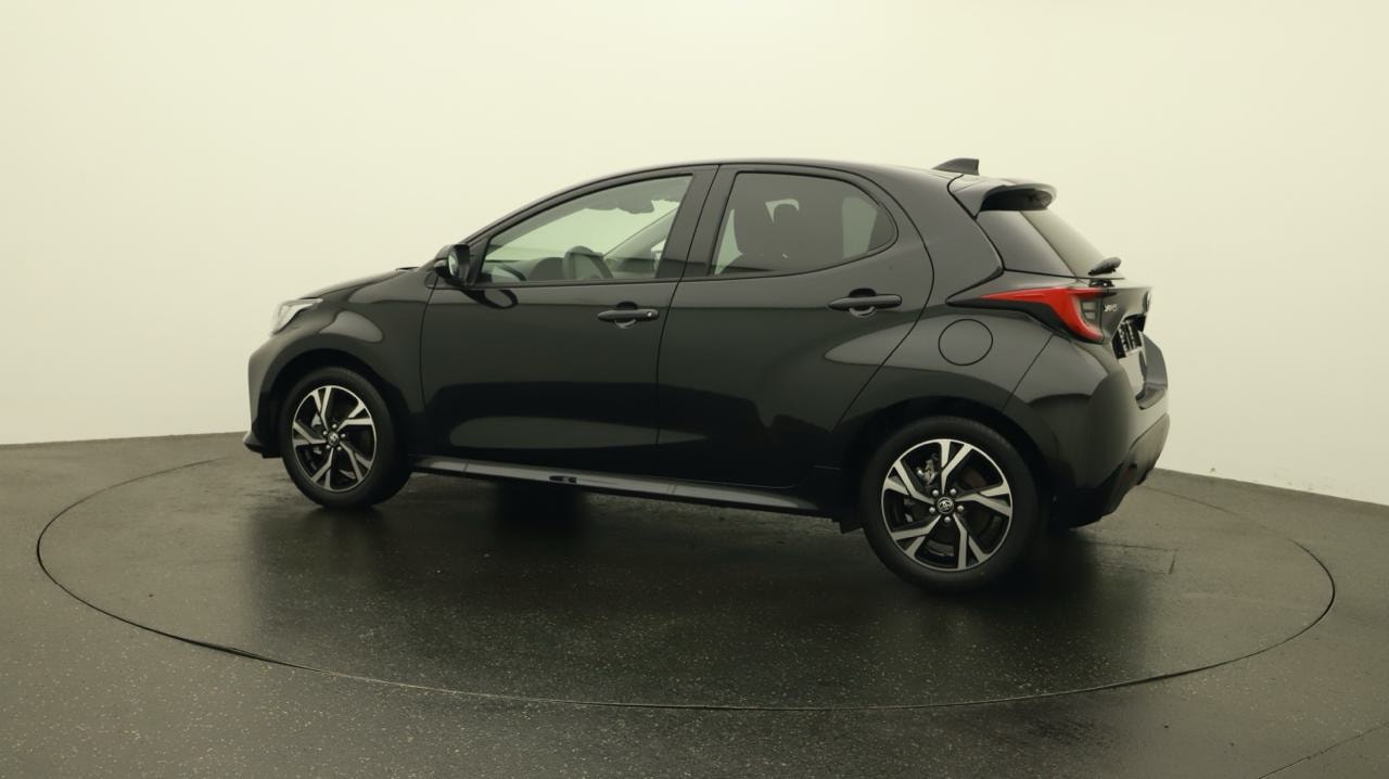 TOYOTA Yaris 1.5 Sport e-CVT-image-2