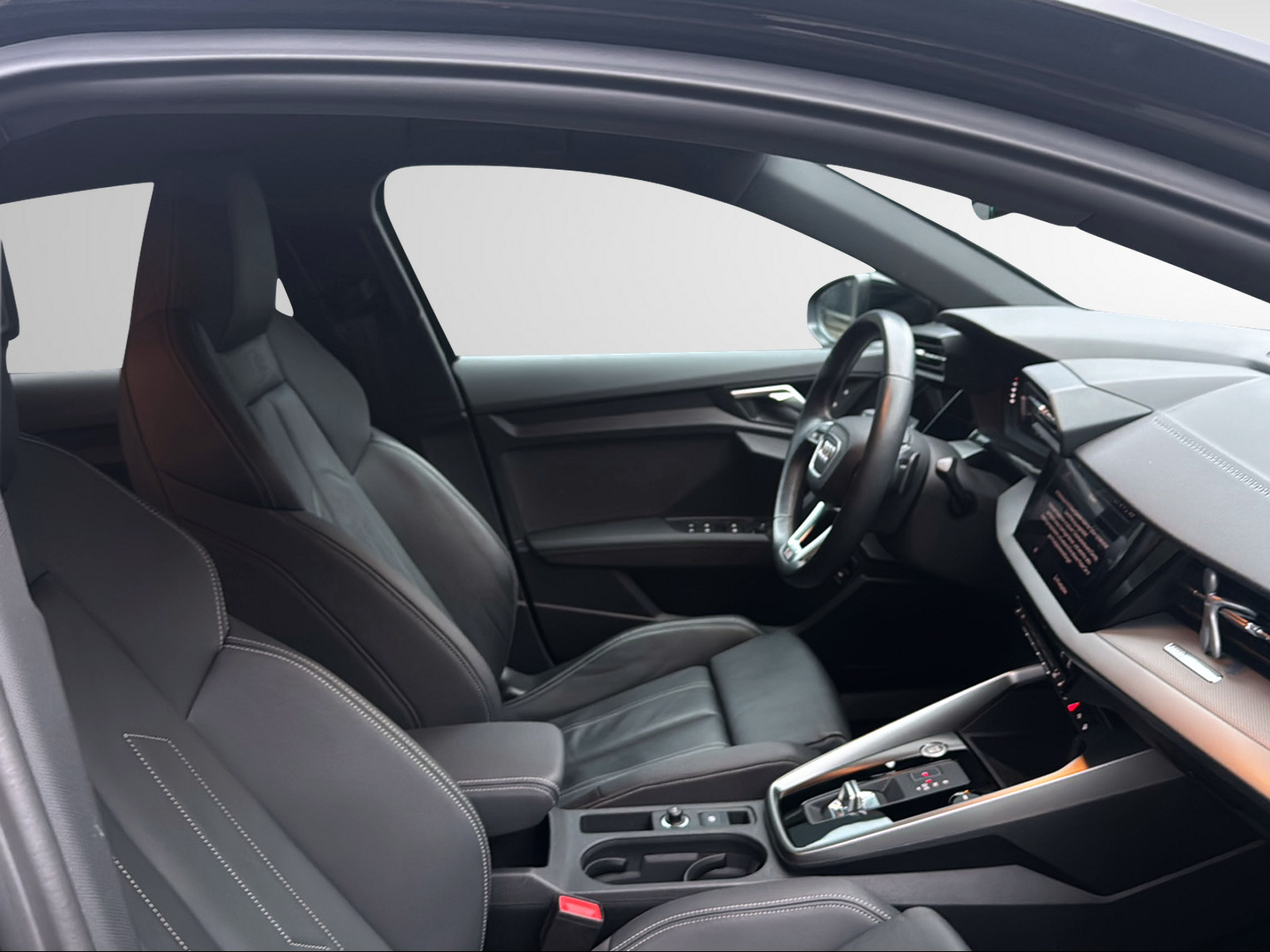 AUDI A3 Limousine 35 TFSI S-Line Attraction S-tronic-image-29