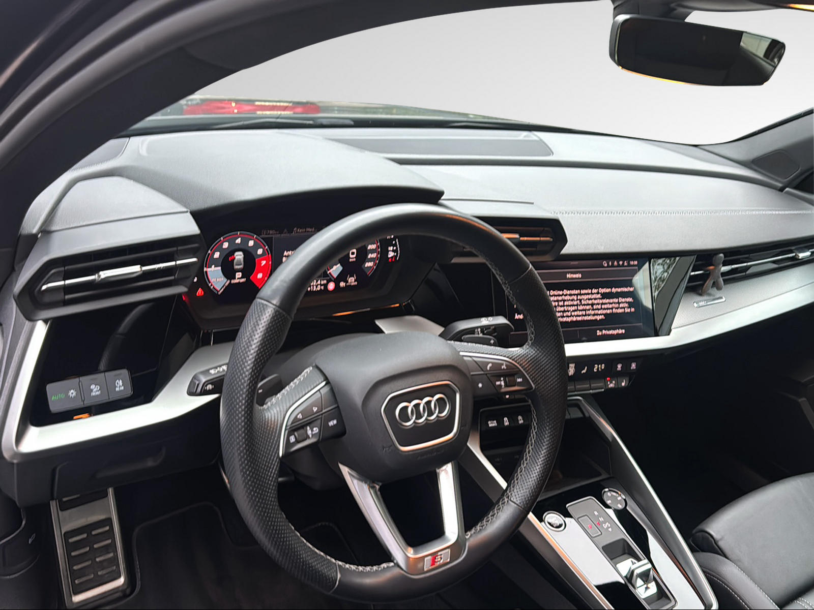 AUDI A3 Limousine 35 TFSI S-Line Attraction S-tronic-image-16