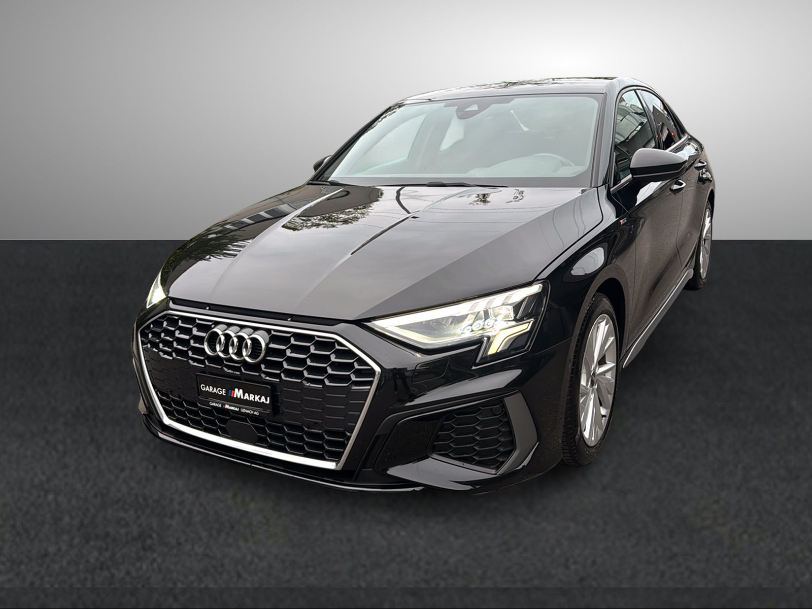 AUDI A3 Limousine 35 TFSI S-Line Attraction S-tronic-image-1