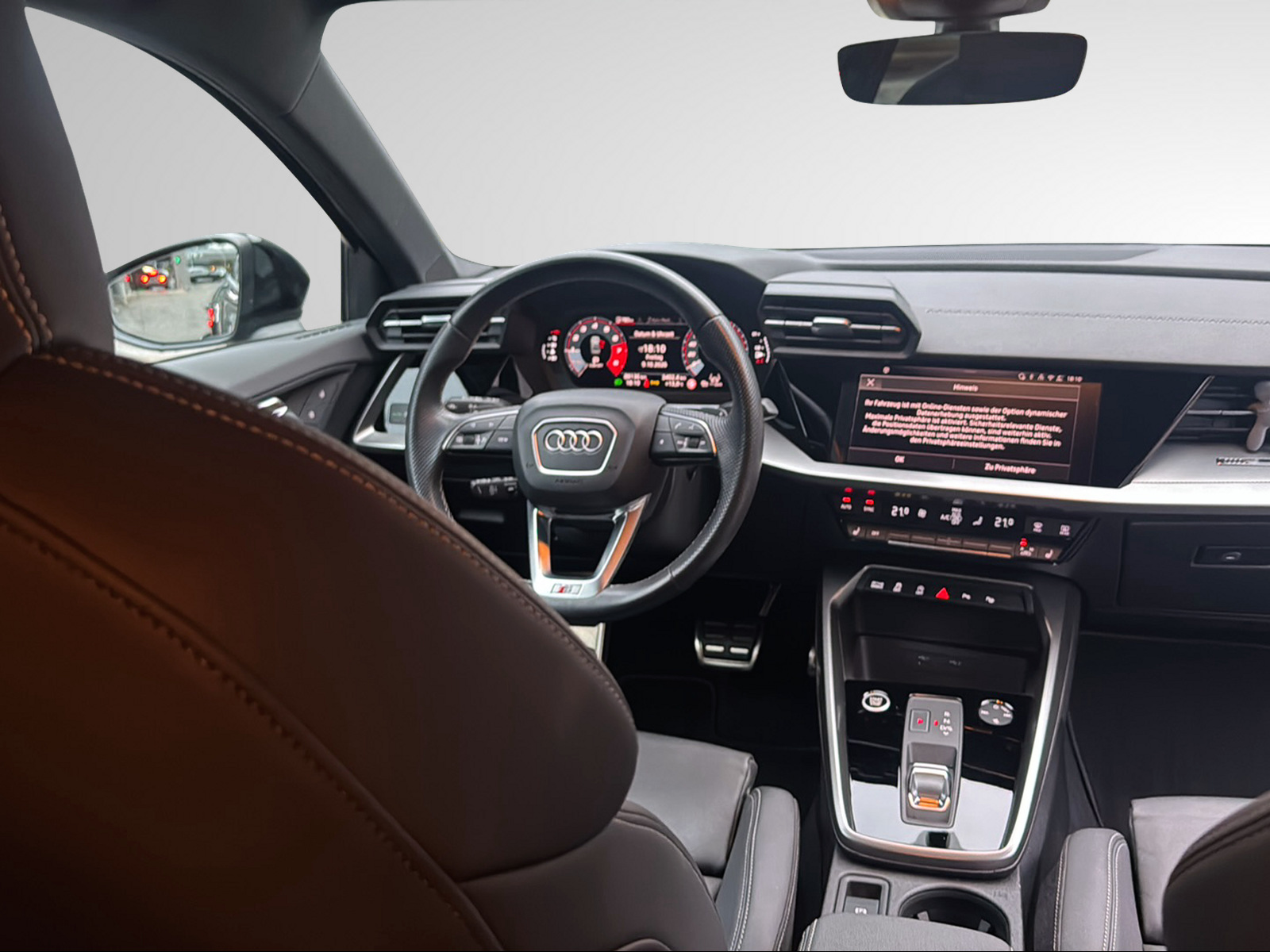 AUDI A3 Limousine 35 TFSI S-Line Attraction S-tronic-image-25
