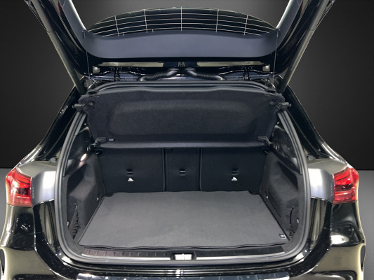 MERCEDES-BENZ GLA 200 Night Star 7G-D-image-10