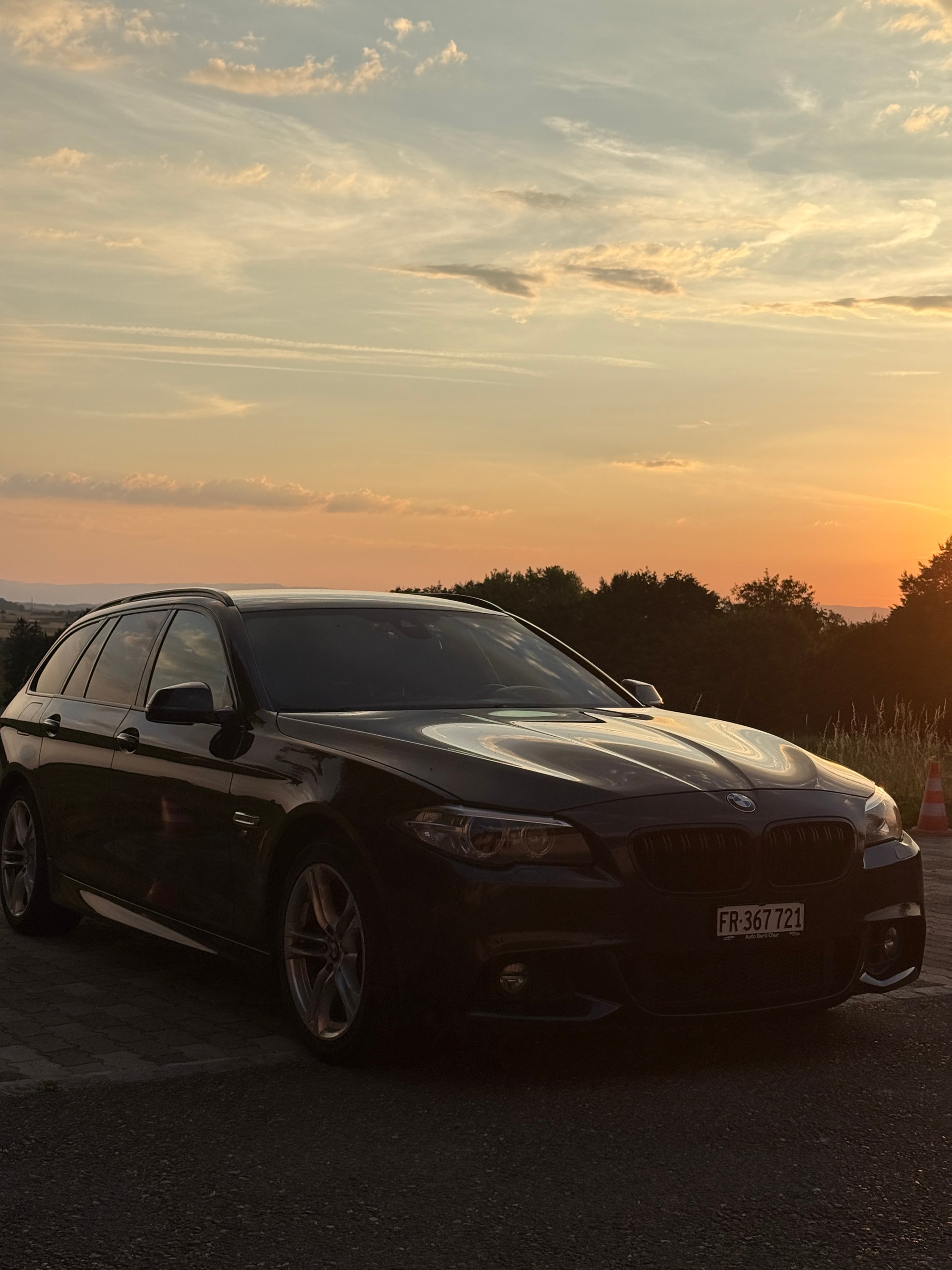 BMW 520d xDrive-image-1