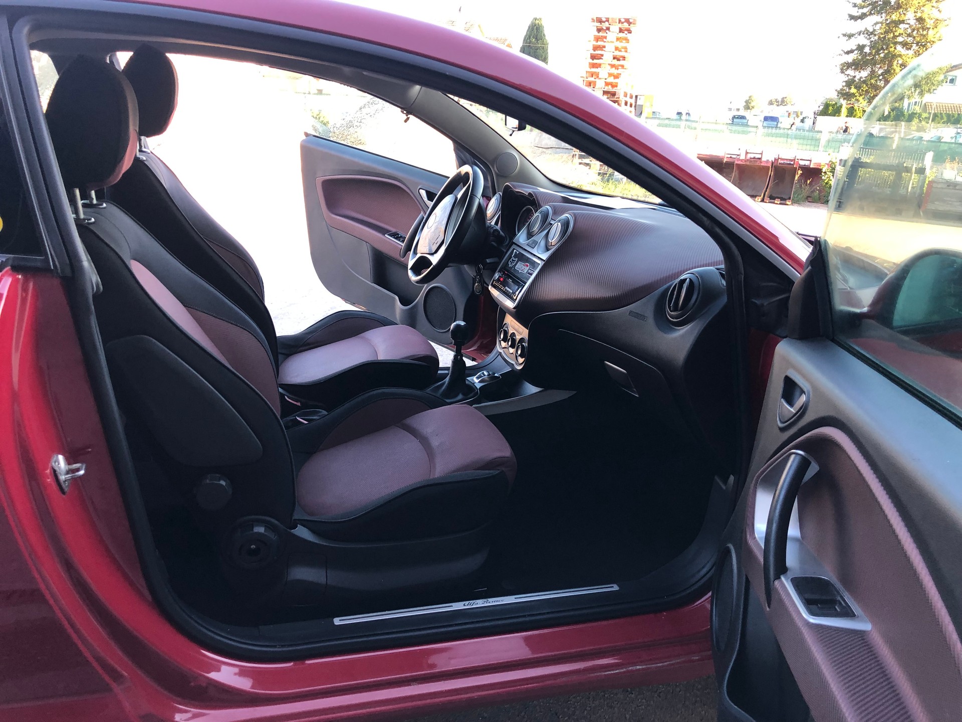 ALFA ROMEO MiTo 1.4 Distinctive-image-8