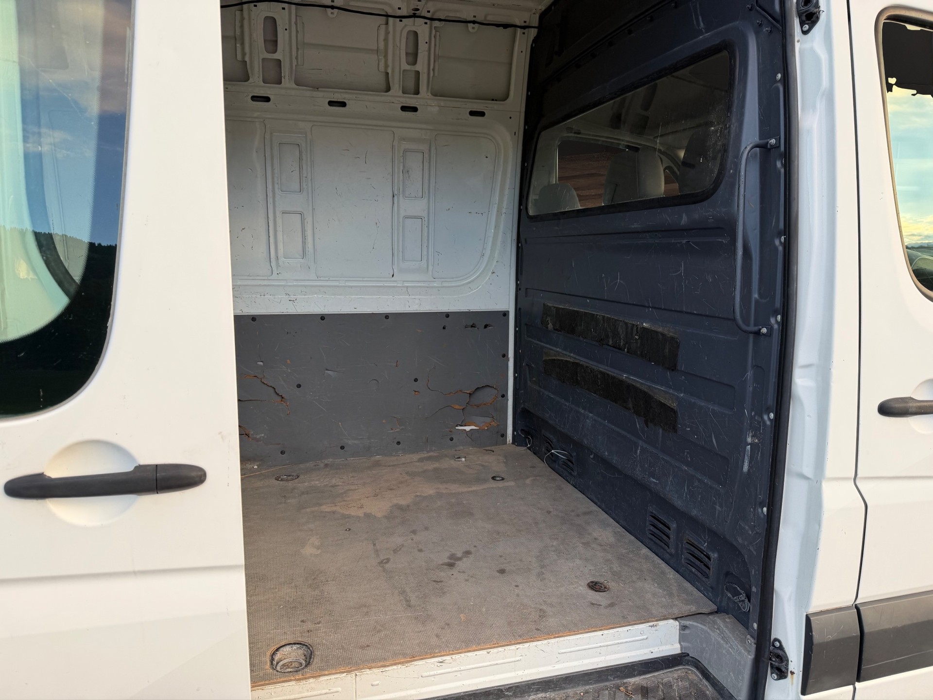 VW Crafter 35 2.0 TDI-image-20