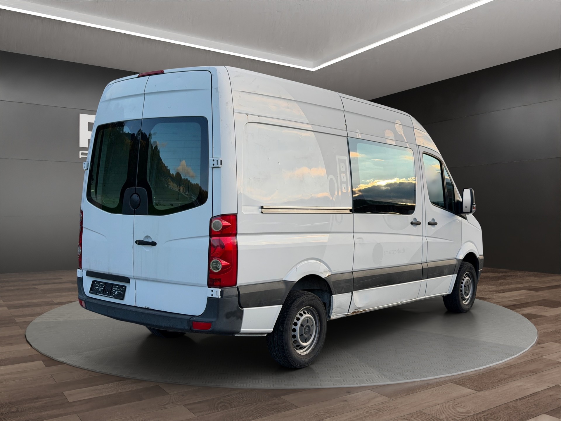 VW Crafter 35 2.0 TDI-image-3