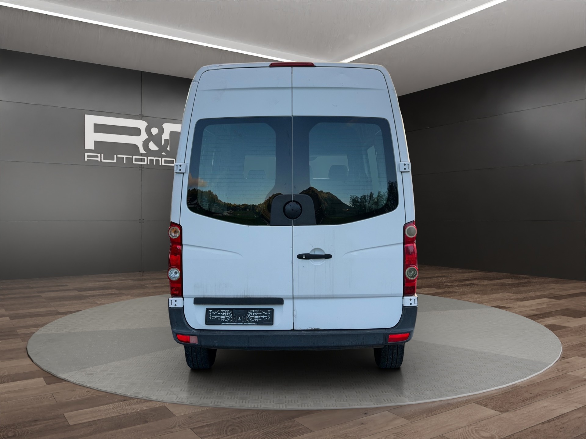 VW Crafter 35 2.0 TDI-image-4