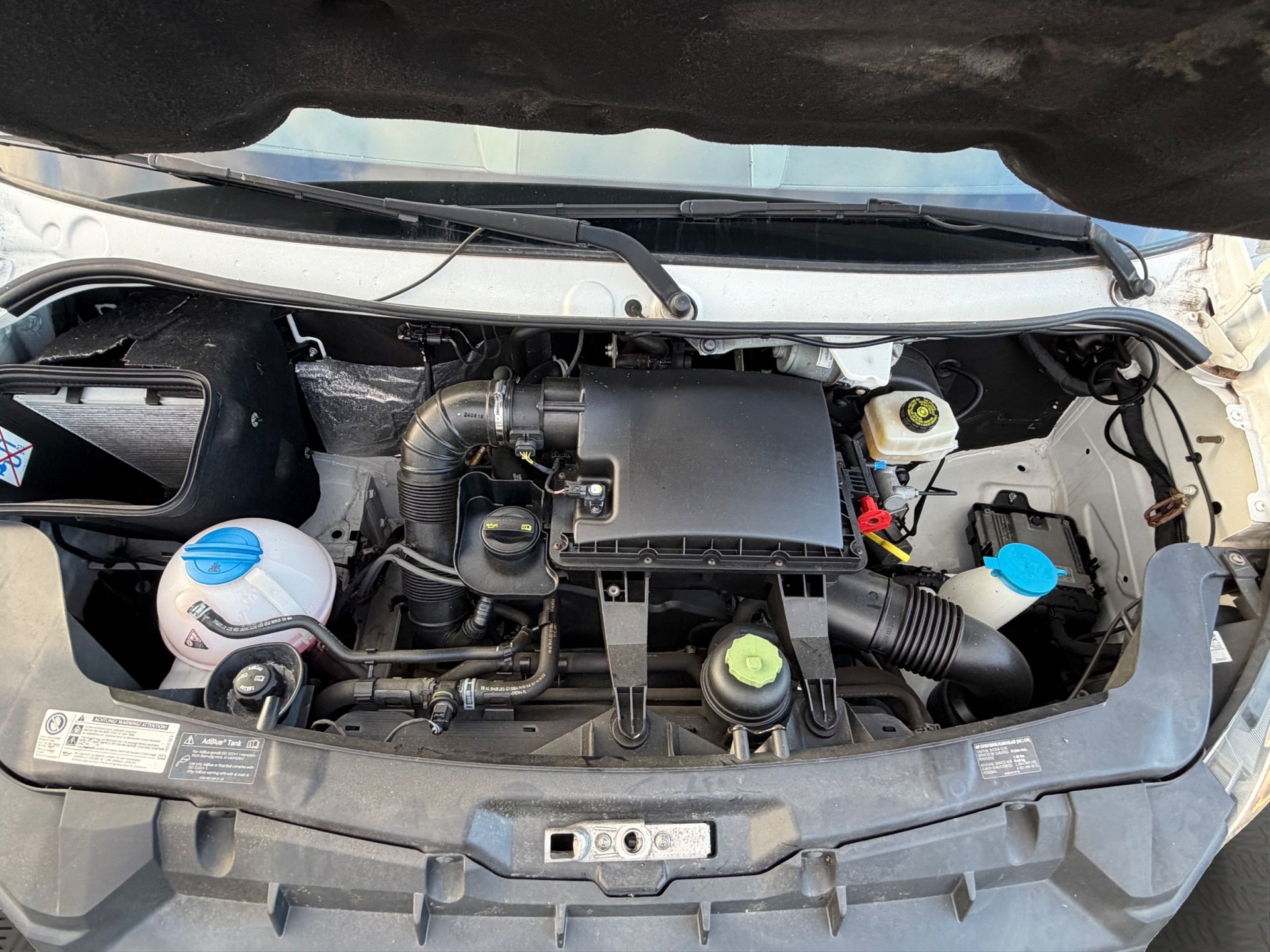 VW Crafter 35 2.0 TDI-image-26