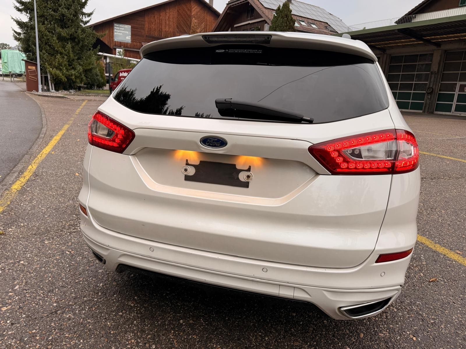FORD Mondeo 2.0 TDCi ST-Line AWD PowerShift-image-3
