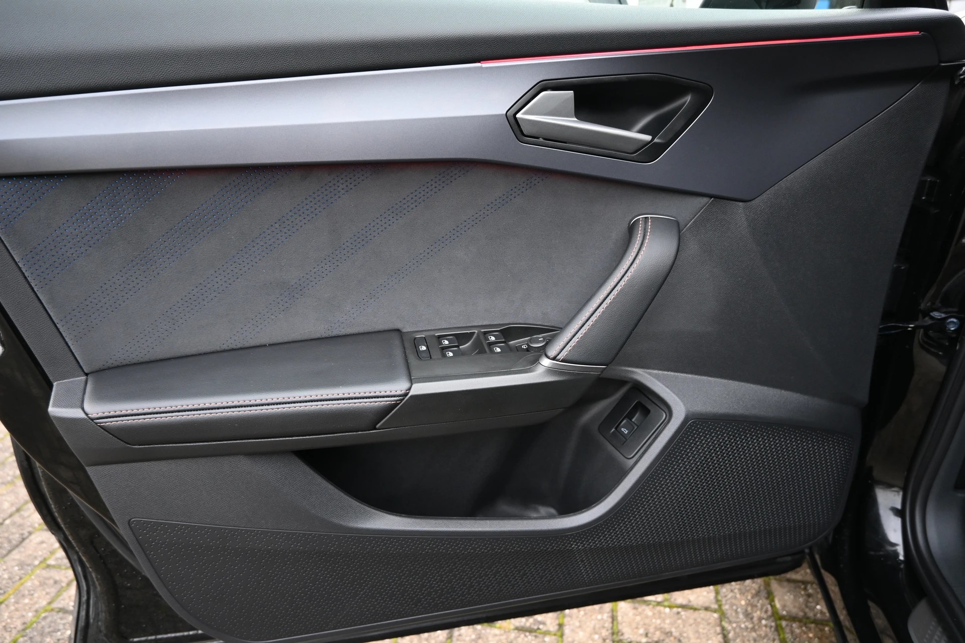CUPRA Formentor 2.0TSI VZ 4Drive DSG 333PS + AHK 1800kg-image-16