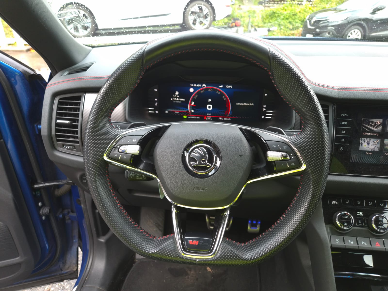 SKODA Kodiaq 2.0 TSI 4x4 RS-image-9