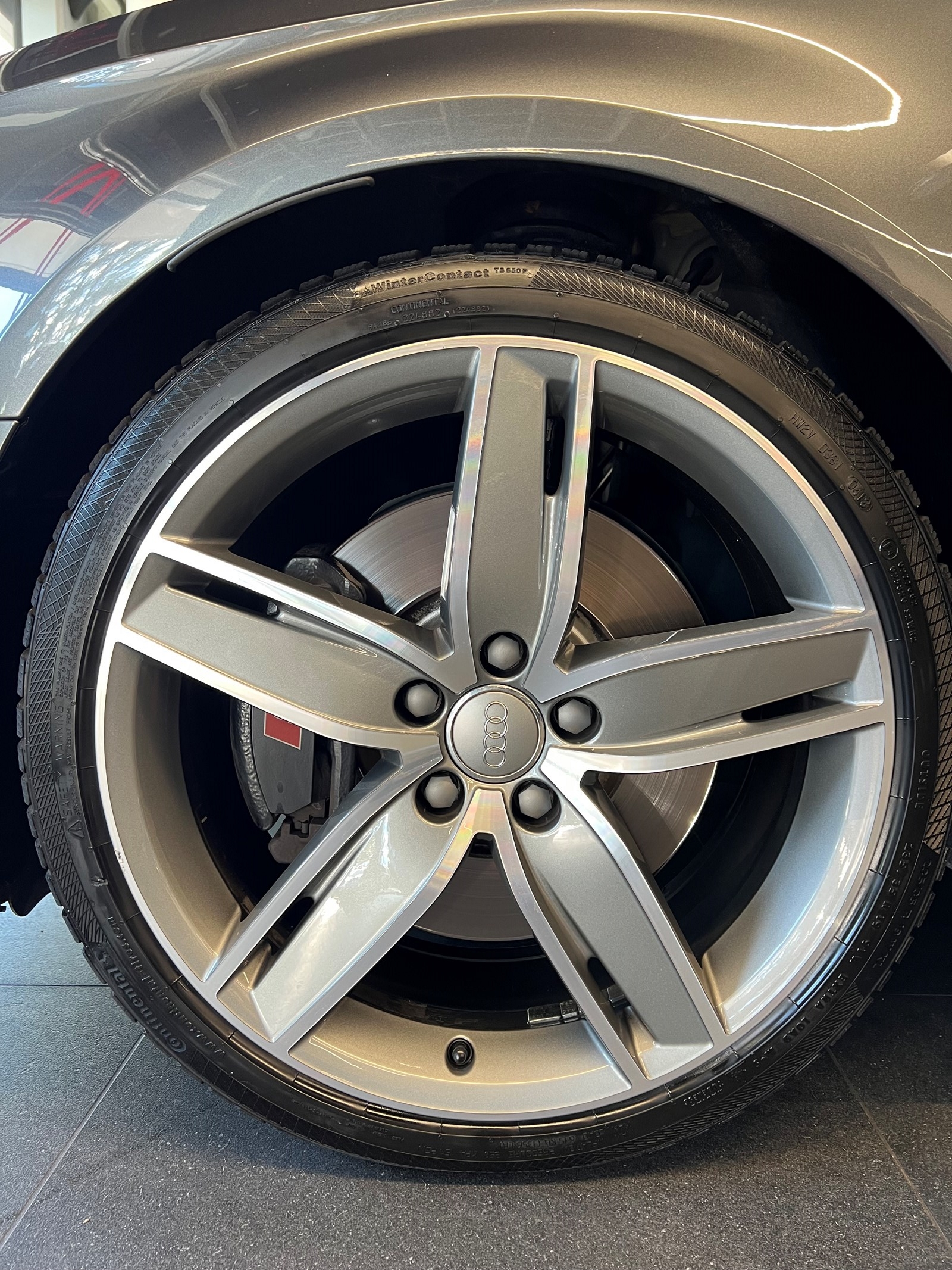 AUDI S3 Sportback 2.0 TFSI quattro S-tronic-image-9