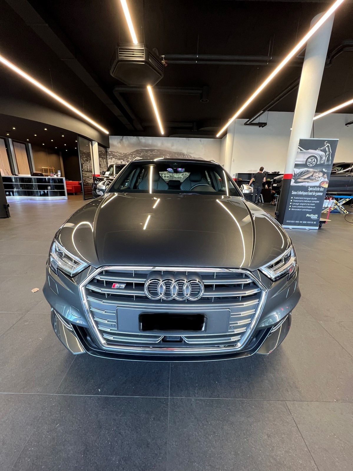 AUDI S3 Sportback 2.0 TFSI quattro S-tronic-image-3