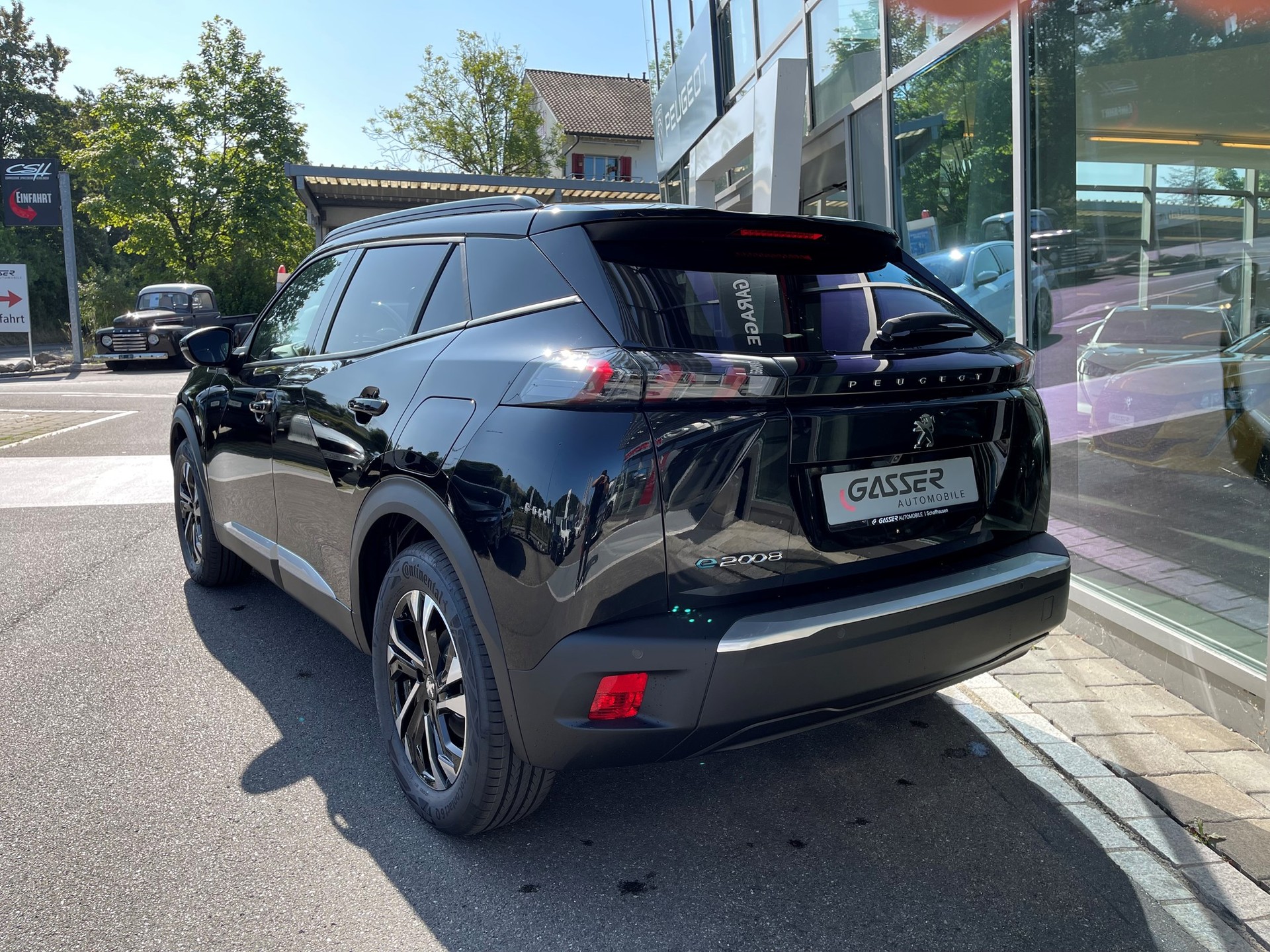 PEUGEOT 2008 e Allure Pack-image-2