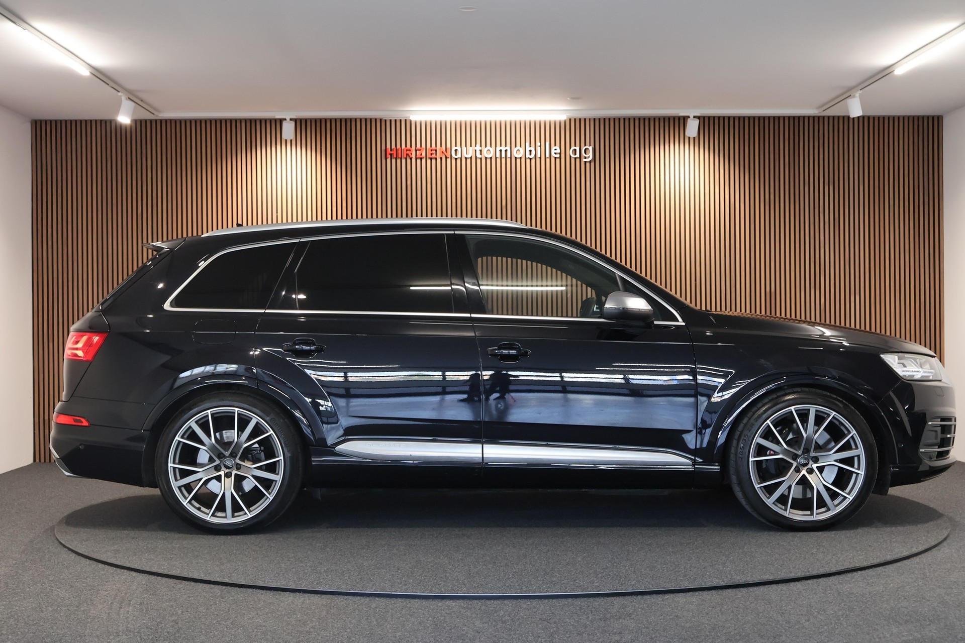 AUDI SQ7 4.0 TDI quattro tiptronic-image-5