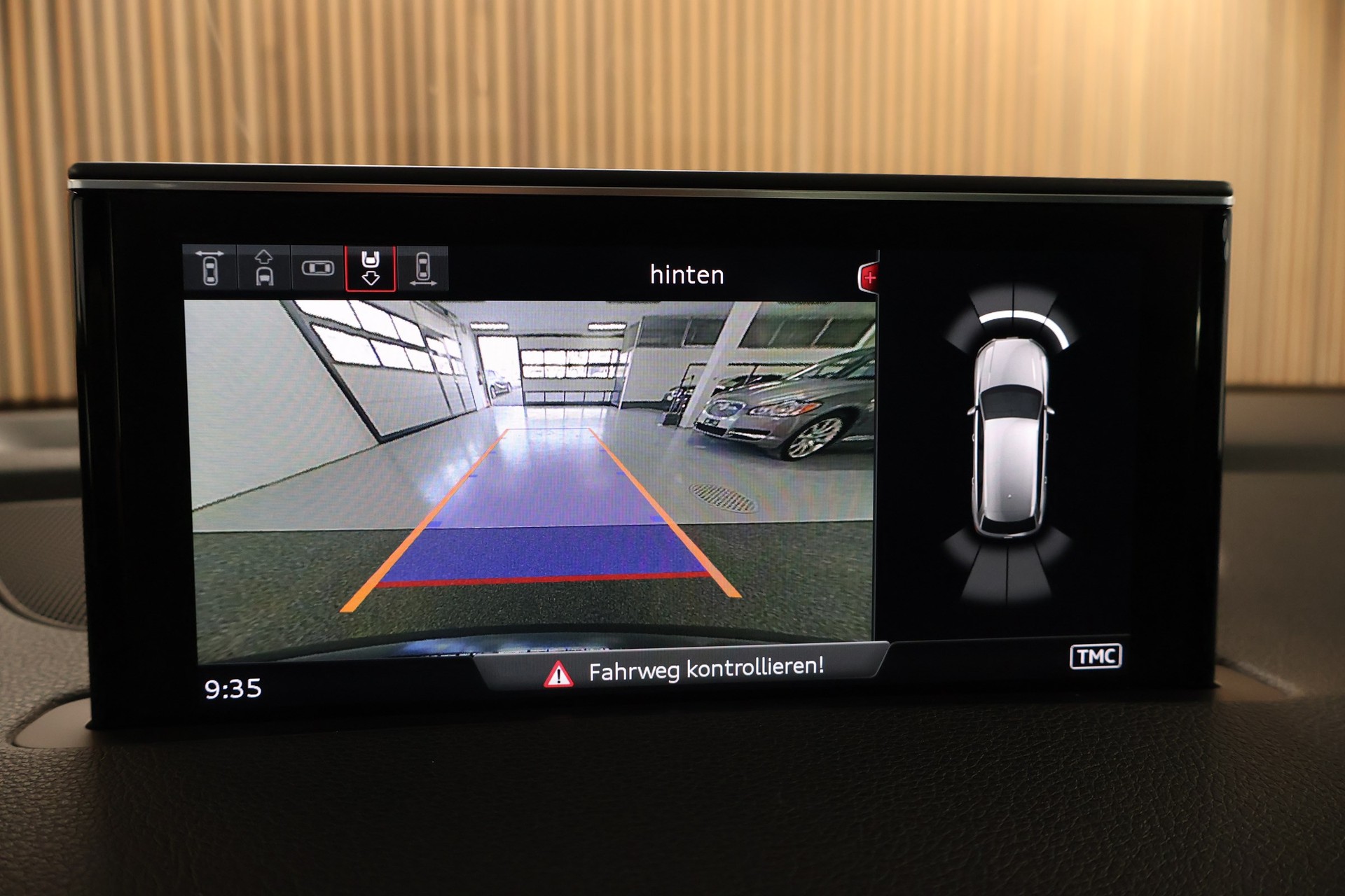 AUDI SQ7 4.0 TDI quattro tiptronic-image-21