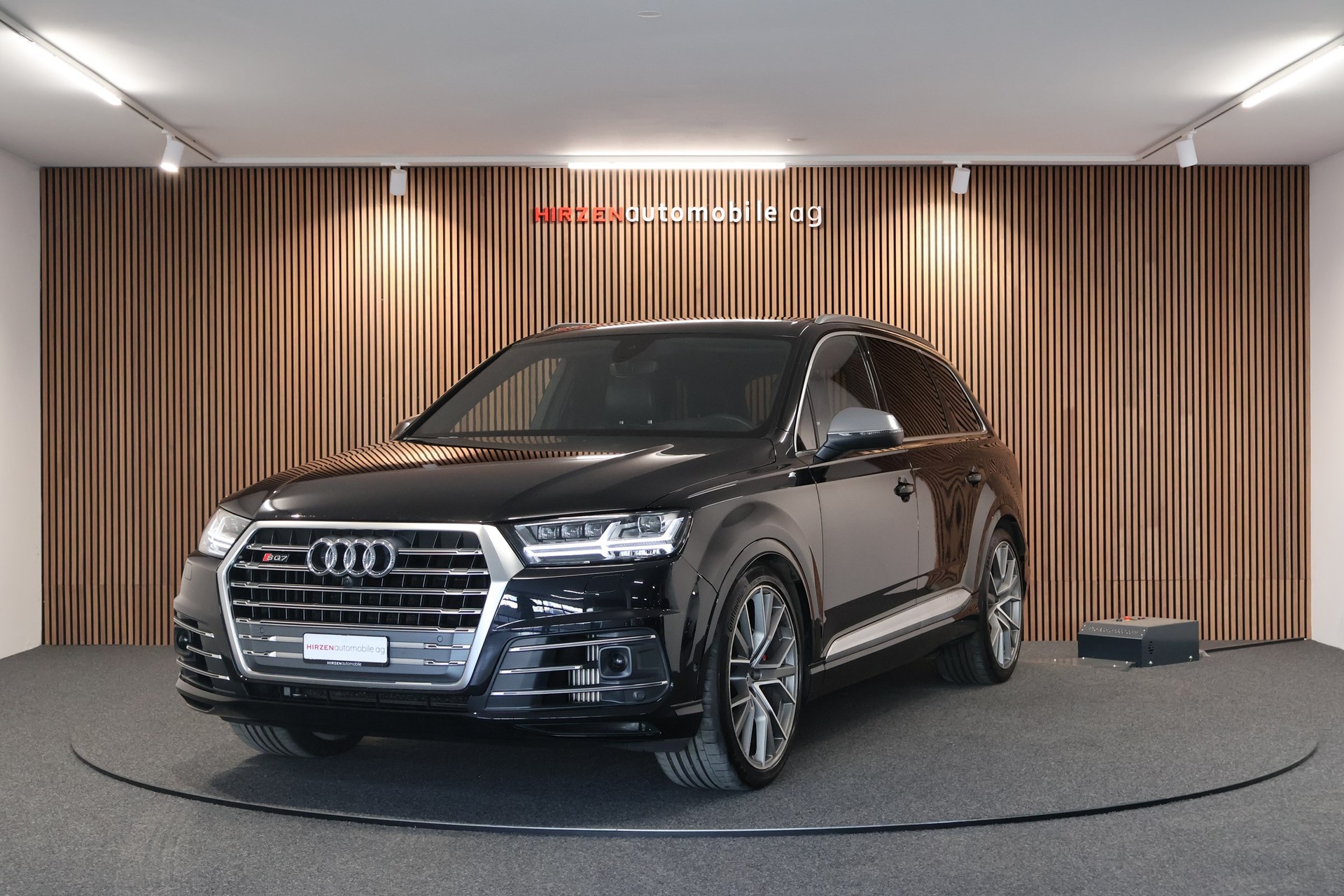 AUDI SQ7 4.0 TDI quattro tiptronic-image-0
