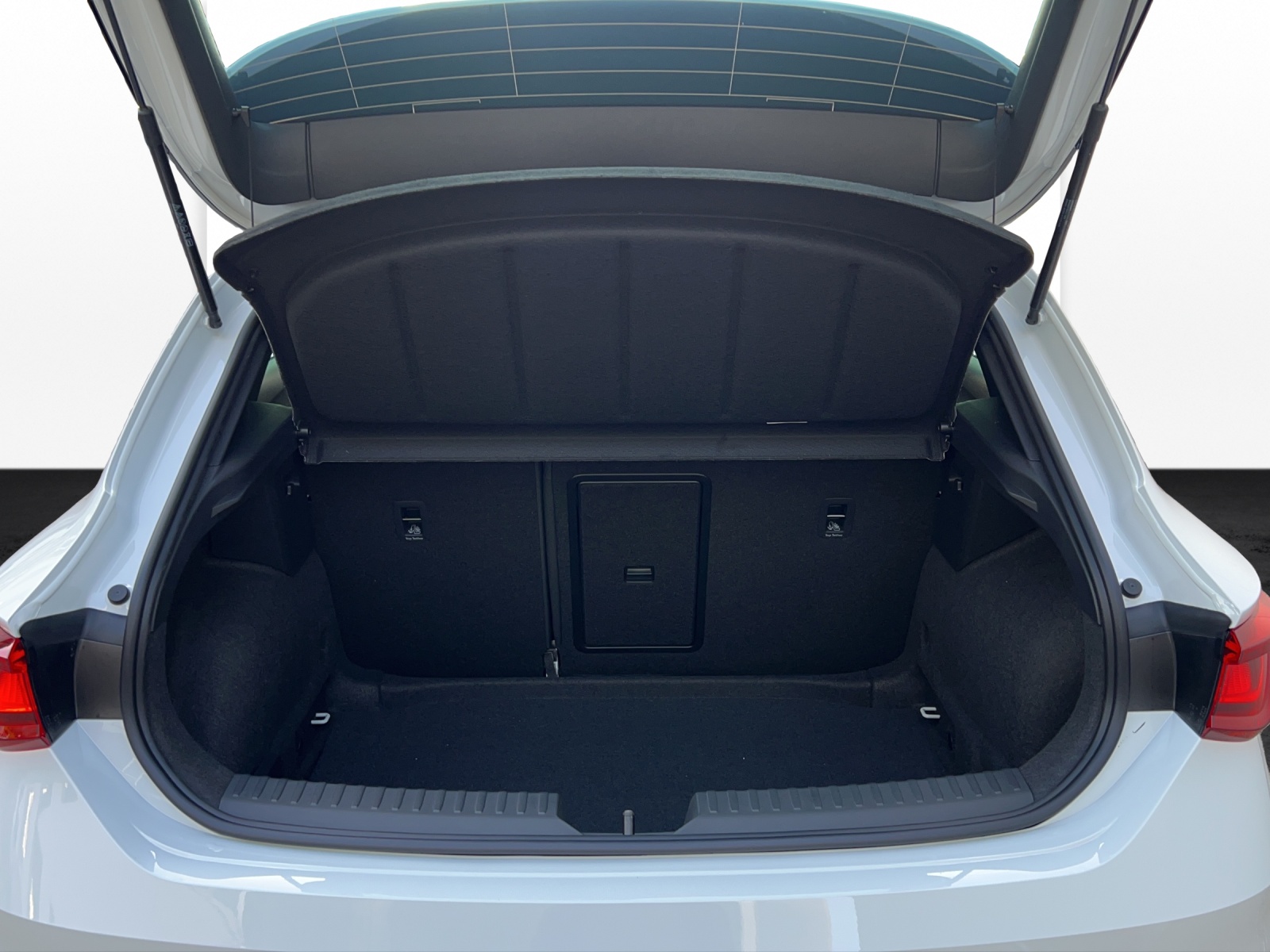 SEAT Leon 1.5 eTSI 150 Move FR DSG-image-14