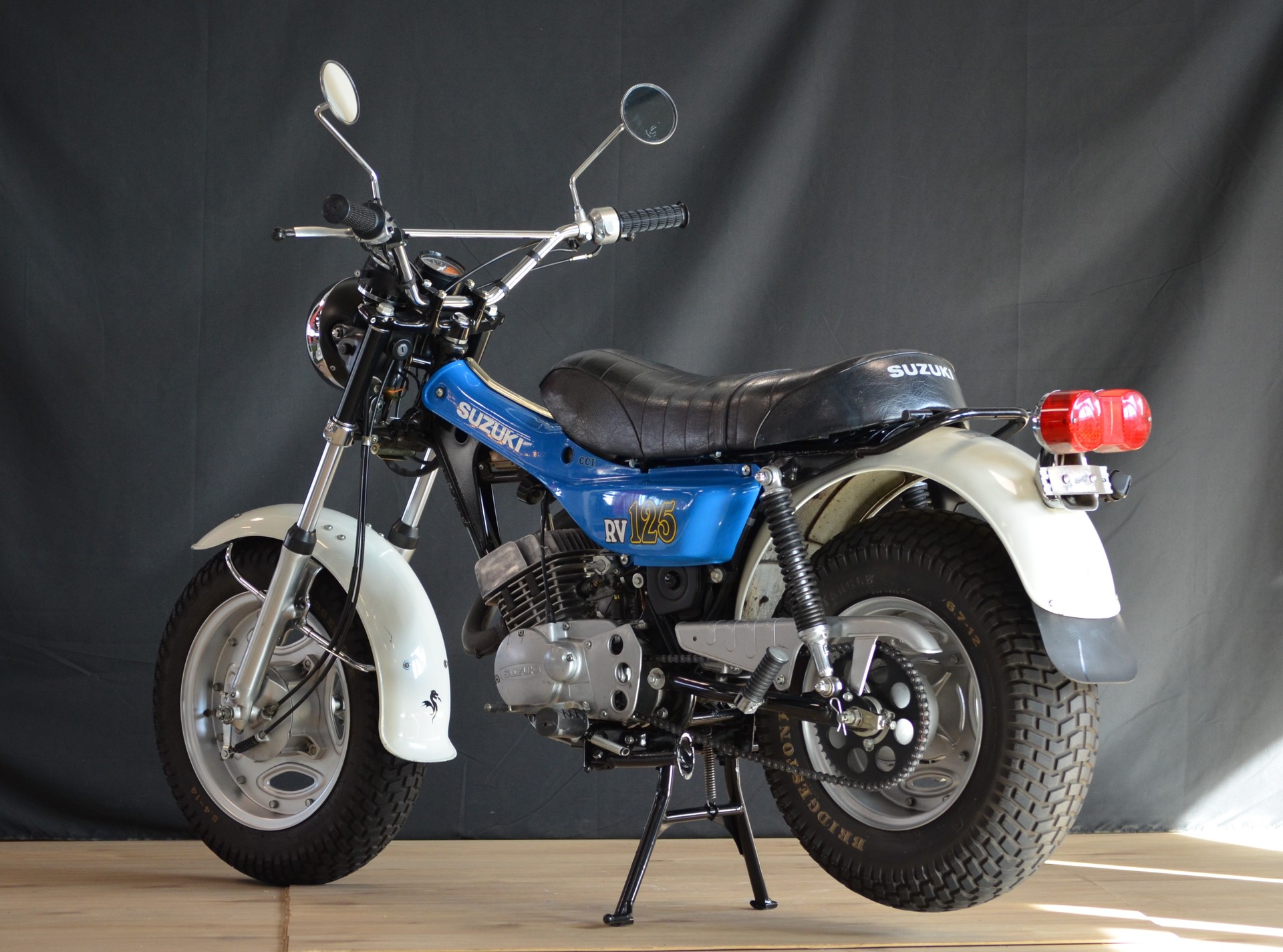 SUZUKI RV 125-image-5