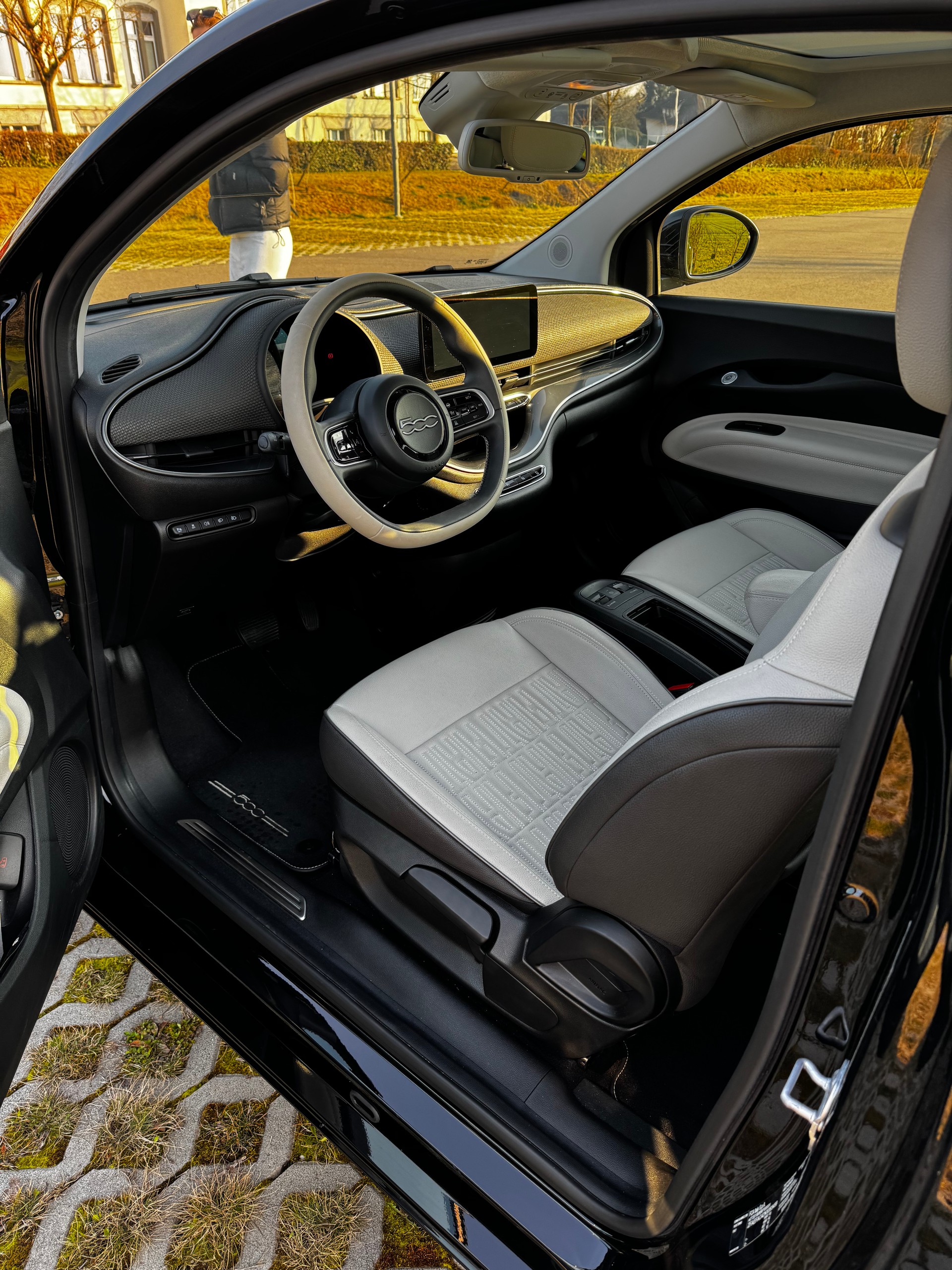 FIAT 500 electric 87 kW La Prima-image-1