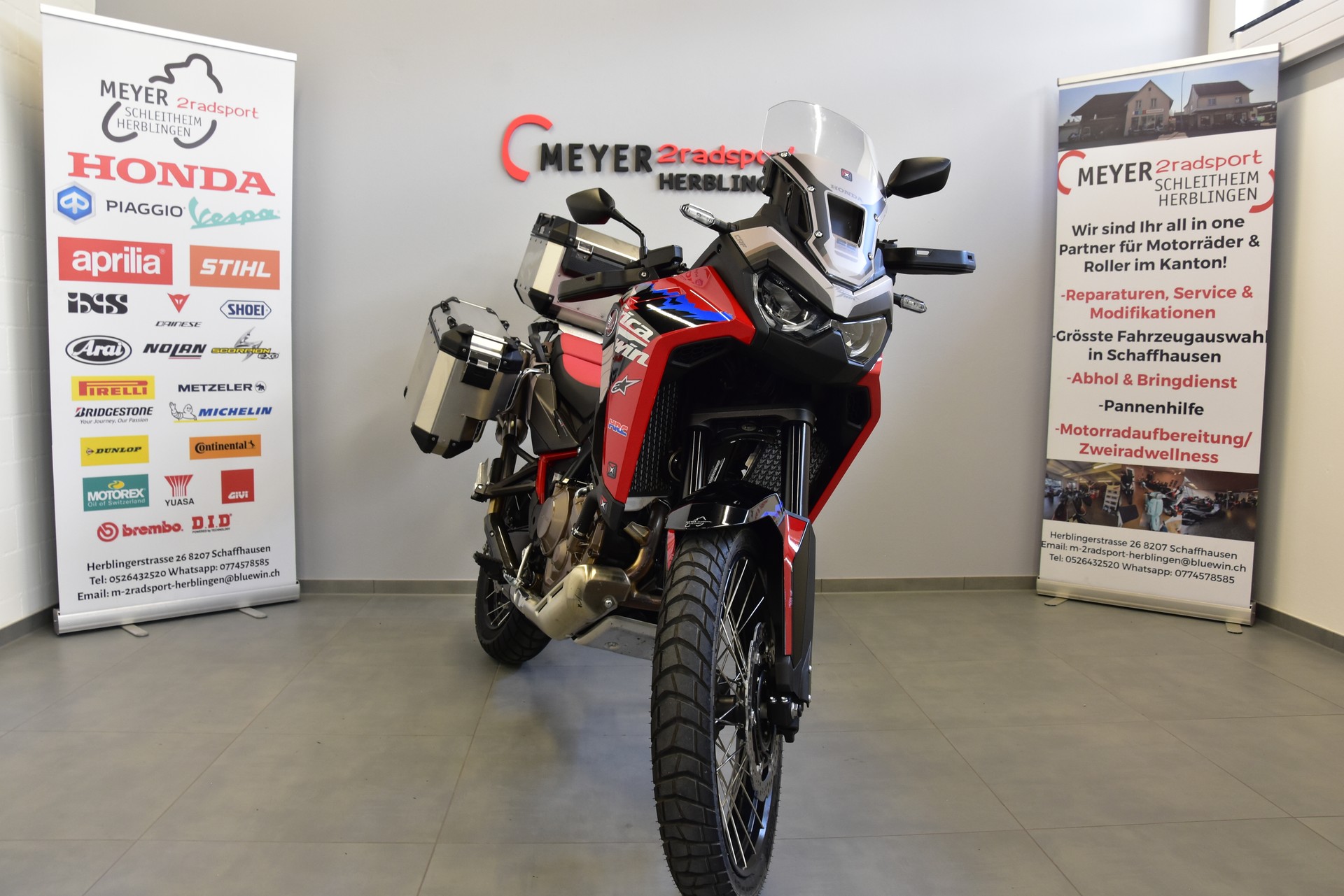 HONDA CRF 1100 Africa Twin-showroom-element-3