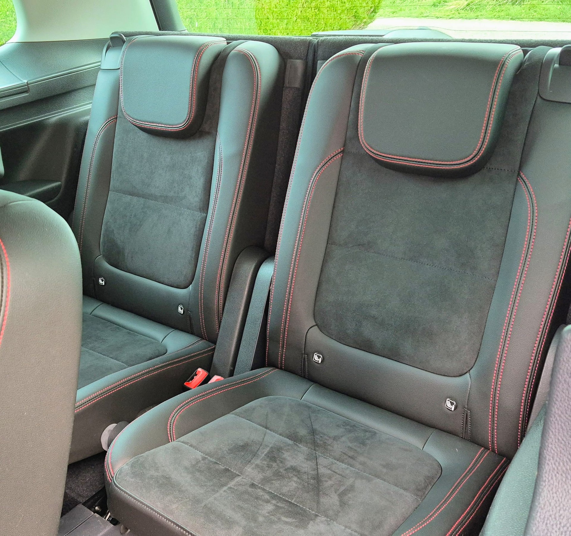 SEAT Alhambra 2.0 TDI Hola FR DSG-image-4
