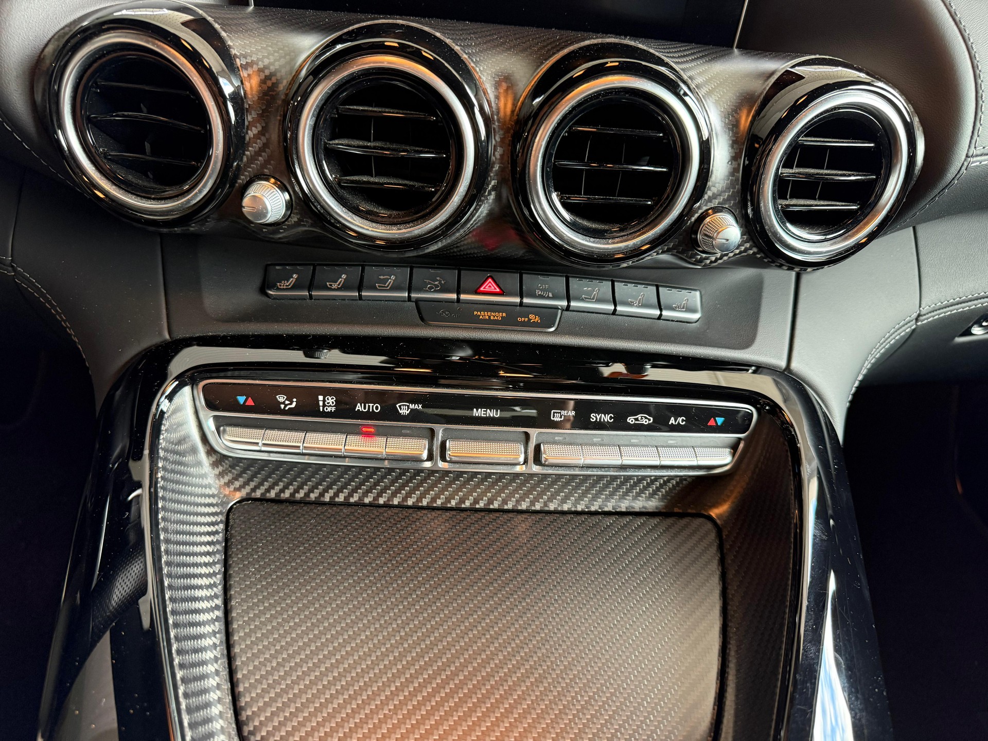 MERCEDES-BENZ AMG GT Roadster Speedshift DCT-image-9