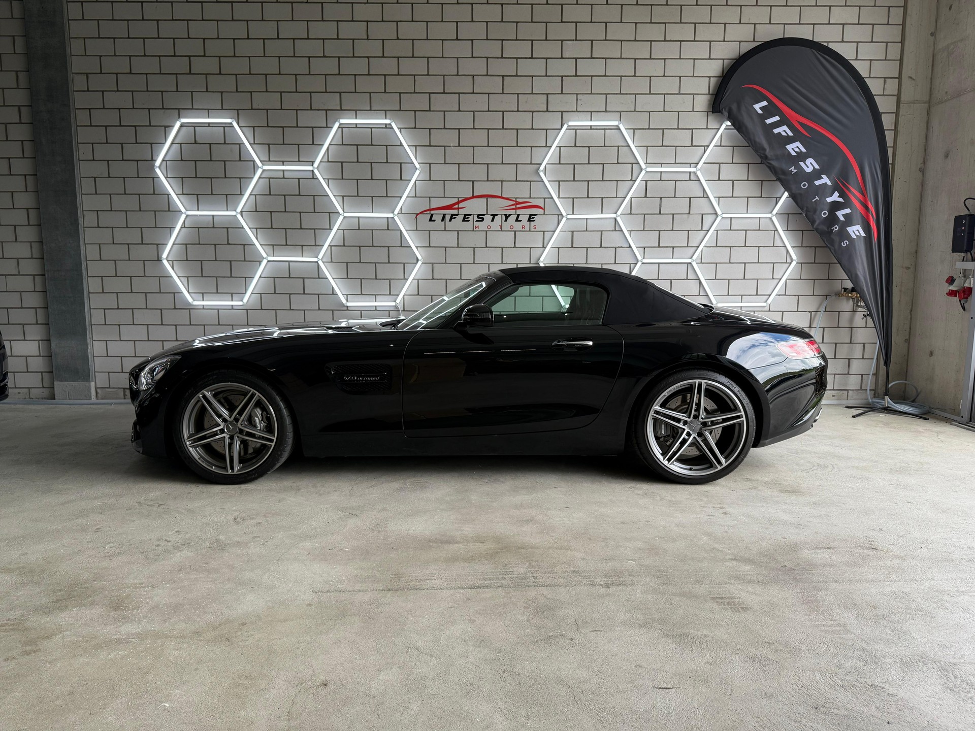 MERCEDES-BENZ AMG GT Roadster Speedshift DCT-image-1
