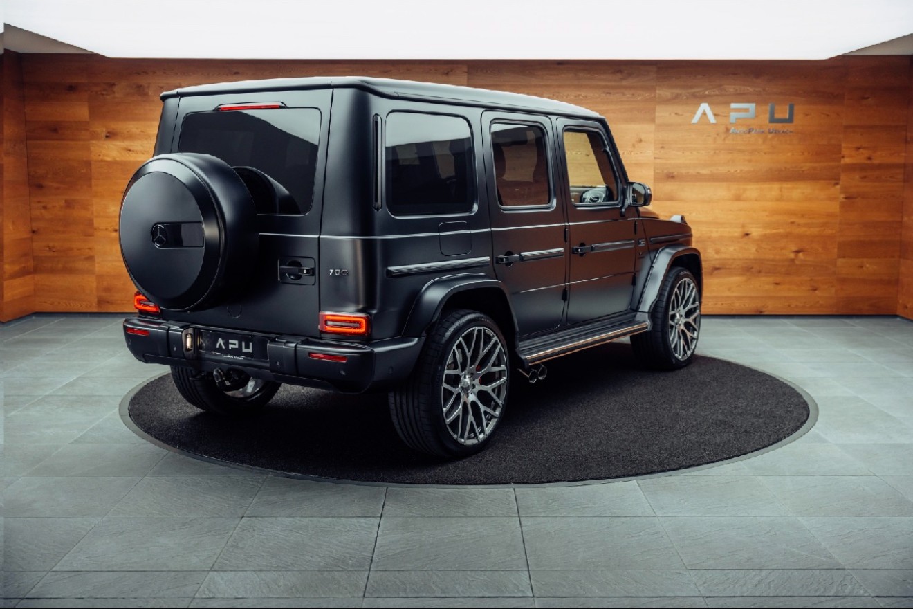 MERCEDES-BENZ G700 Brabus-image-1