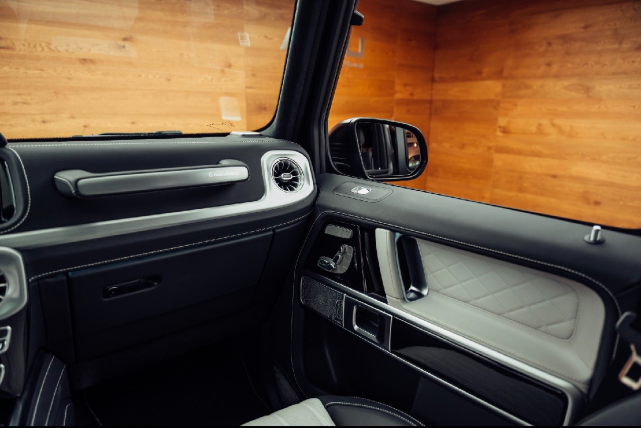 MERCEDES-BENZ G700 Brabus-image-10