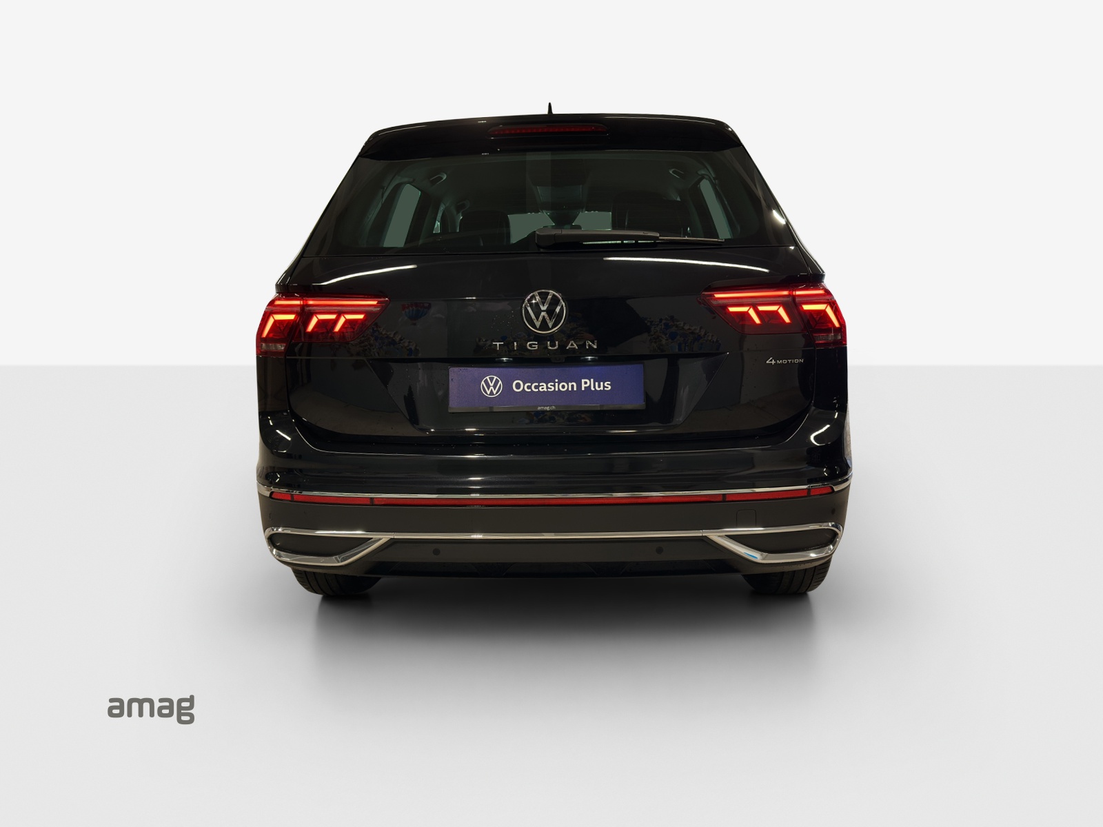 VW Tiguan 2.0 TDI SCR Elegance 4Motion DSG-image-3
