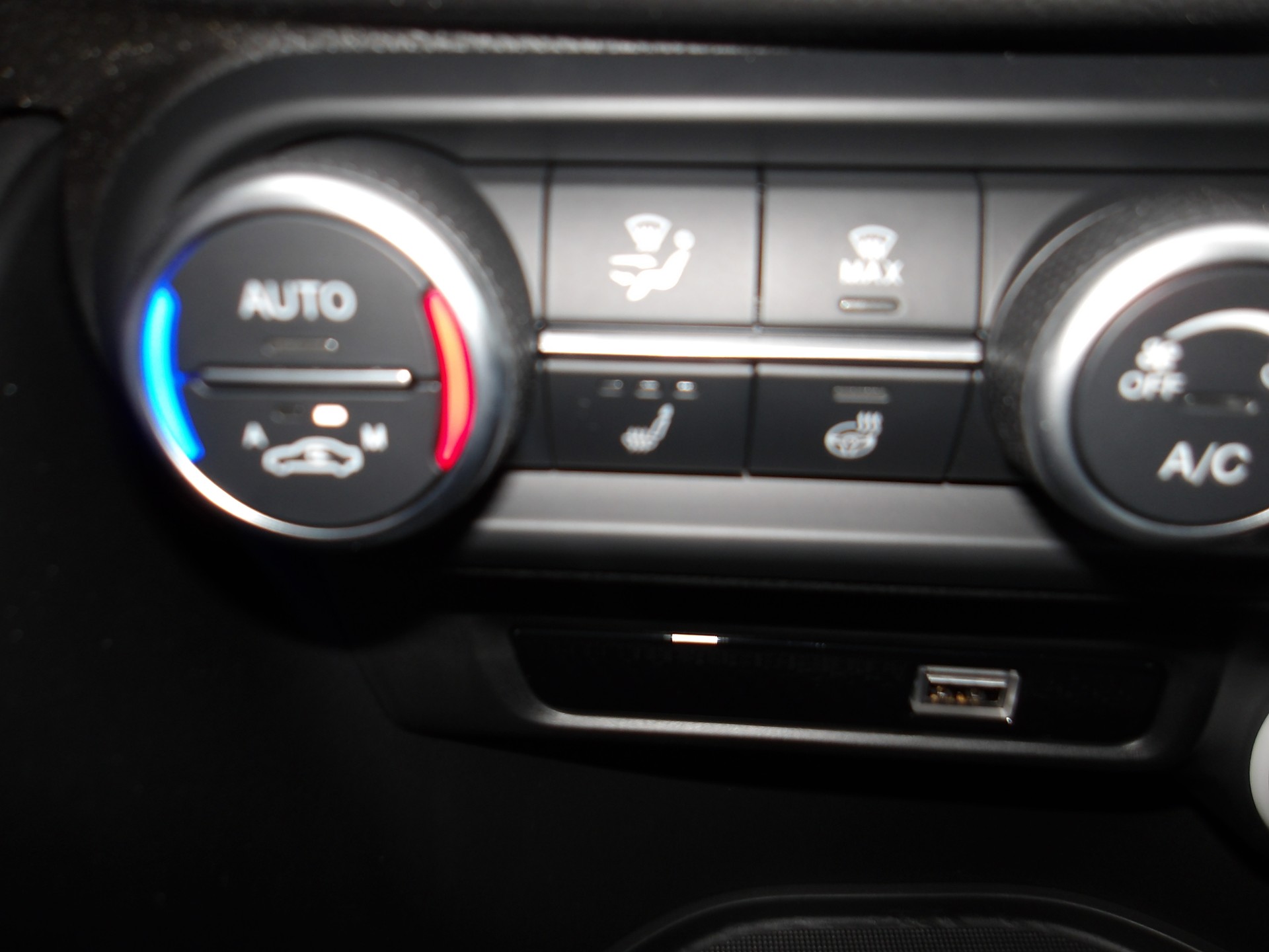 ALFA ROMEO Giulia 2.9 V6 Quadrifoglio-image-12