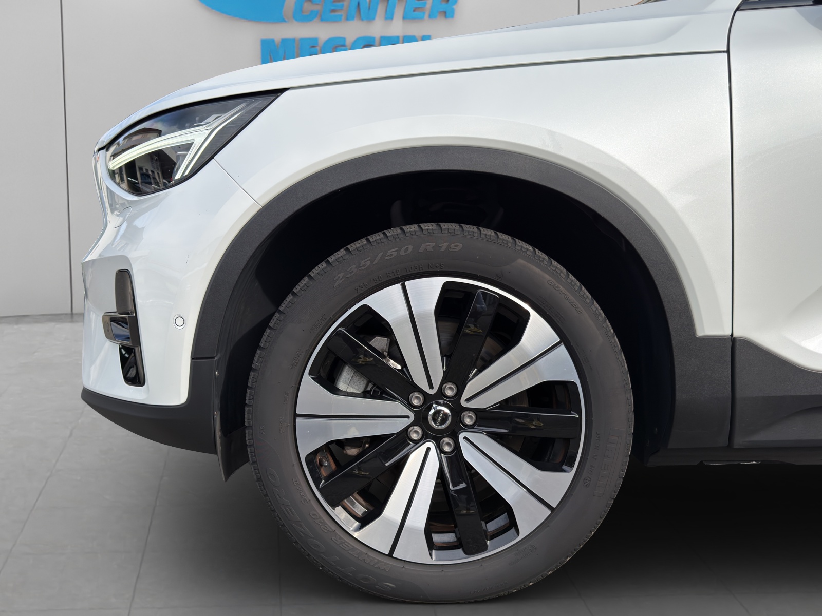 VOLVO C40 P8 Twin Recharge Ultimate AWD-image-12